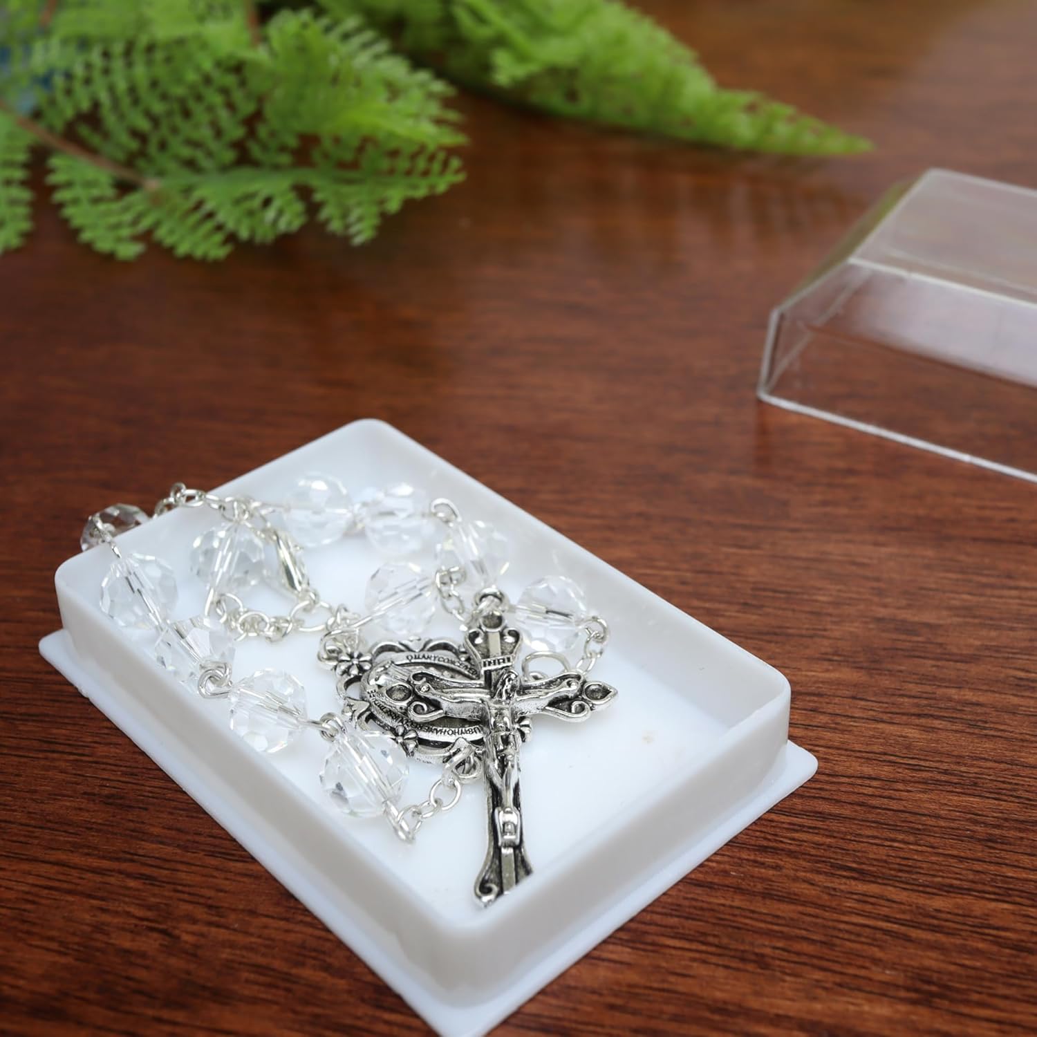 Our Lady of Grace – Rosario para automóvil con cuentas, accesorio para colgar en el espejo del automóvil y devocional sobre la marcha, caja de