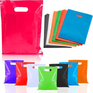 Playbees Bolsas de plástico pequeñas de colores brillantes con asas troqueladas en varios colores, paquete de 50 bolsas de comestibles de 8.75 x 12 Playbees Bolsas de plástico pequeñas de colores brillantes con asas troqueladas en varios colores, paquete de 50 bolsas de comestibles de 8.75 x 12
