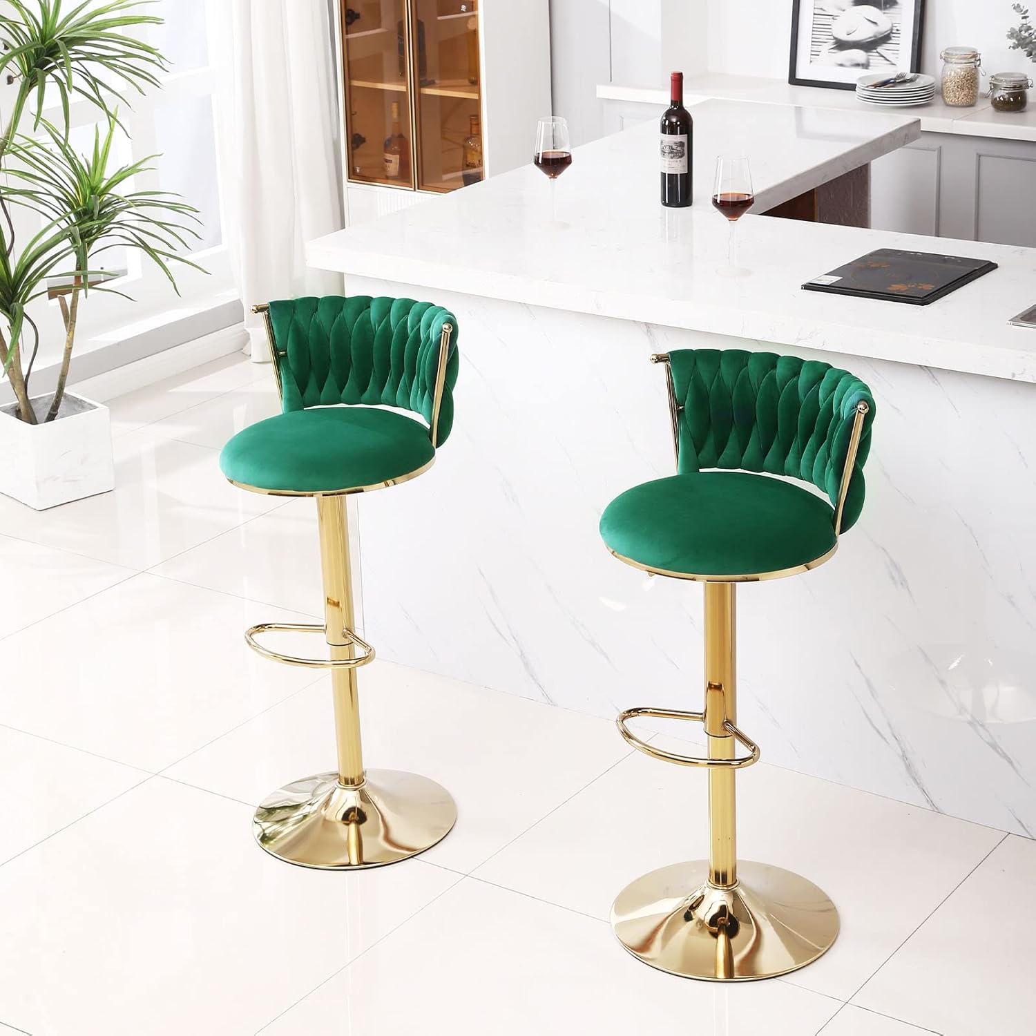 Juego de 2 taburetes de bar giratorios de terciopelo, modernos taburetes de bar de altura ajustable de 24 pulgadas con respaldo tejido y reposapiés,