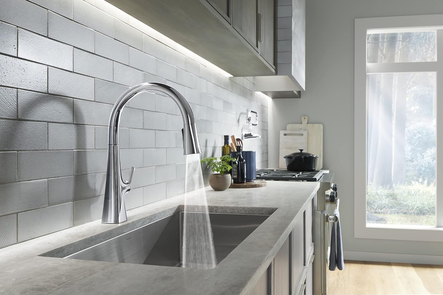 Kohler Graze – Grifo de cocina extraíble, grifo de fregadero de cocina con rociador extraíble, cromo pulido, K-22062-CP
