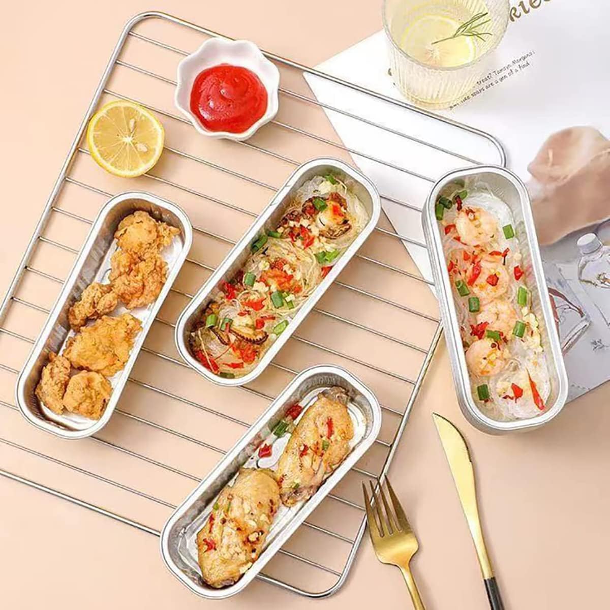 150 moldes para hornear mini pan con tapas y cucharas, moldes antiadherentes para hornear de 6.8 fl oz, moldes para pan de papel de aluminio