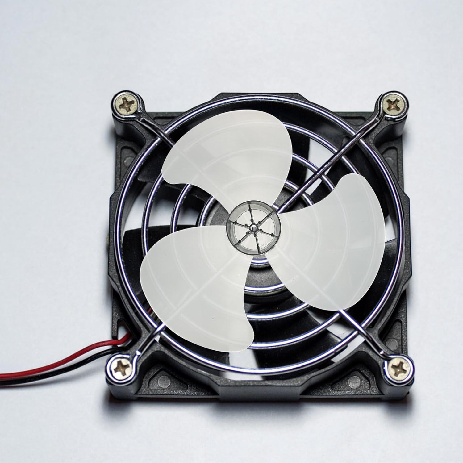 Uonlytech Hoja de ventilador de plástico hojas pieza de repuesto de cuchillas de ventilador de plástico, 3 hojas con cubierta de tuerca, pedestal de
