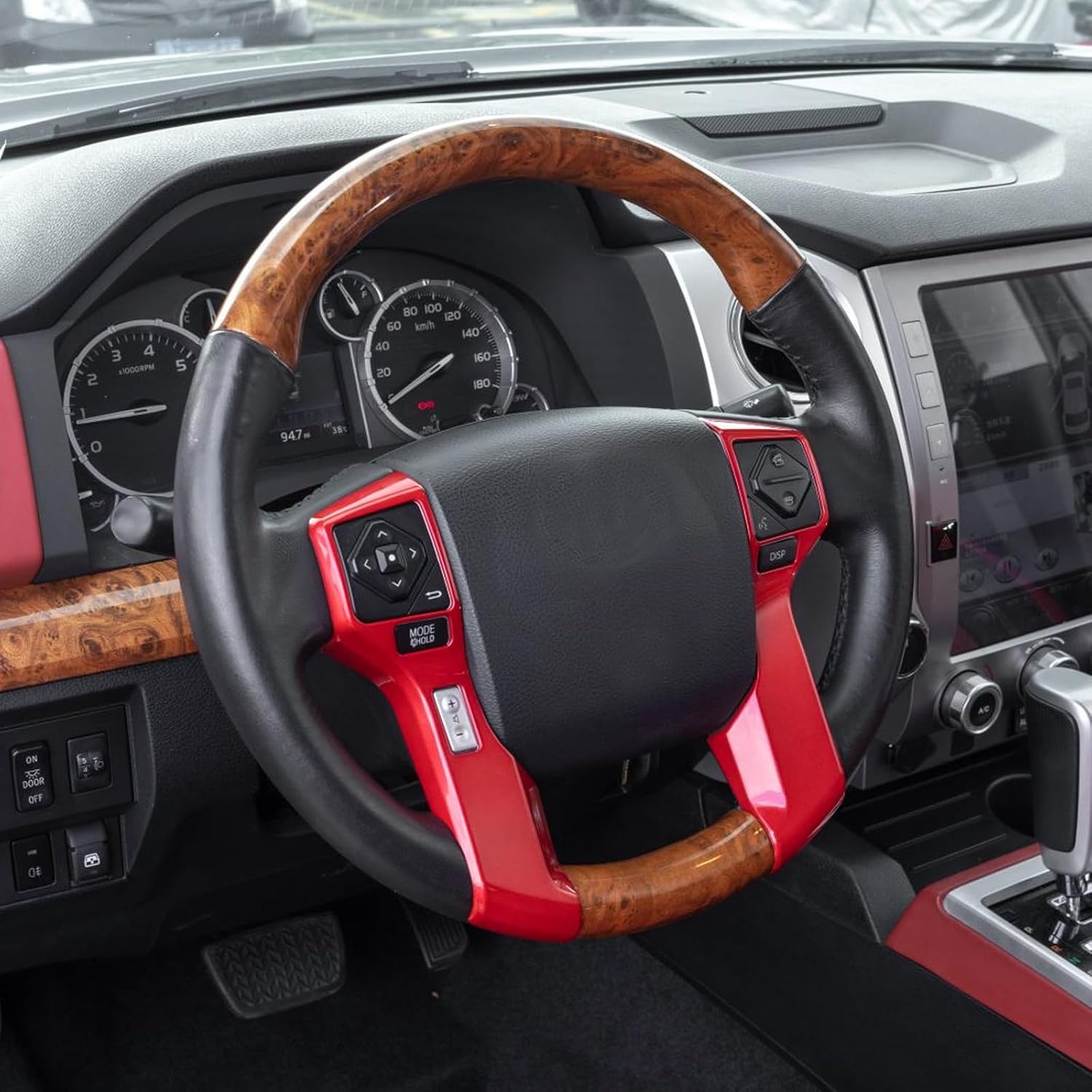 JDMCAR Moldura cromada para volante compatible con accesorios Tacoma 2016-2023, 4Runner 2010-2024, Tundra 2014-2021 (rojo, 3+2 agujeros)