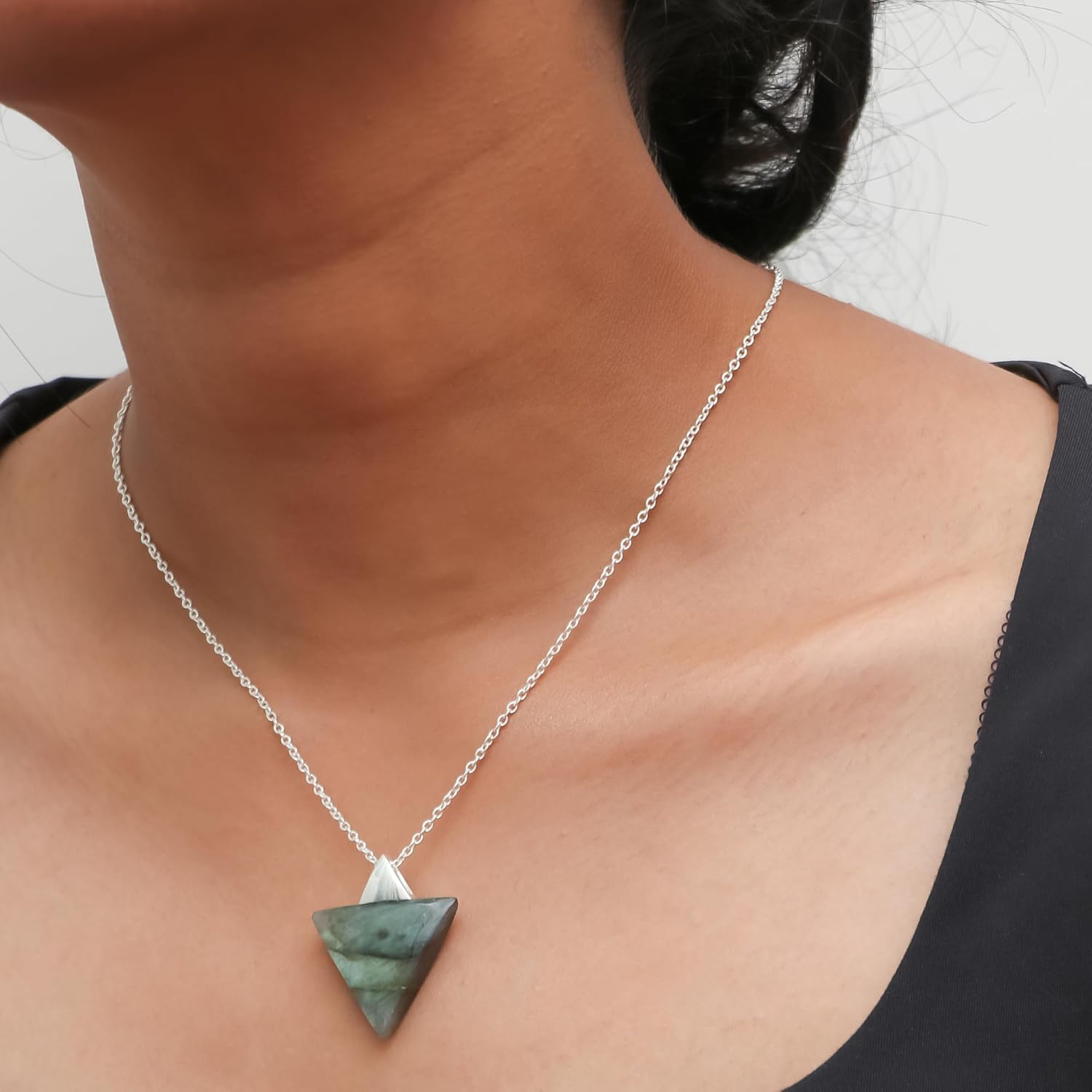 Gempires Labradorite Pendant in Triangle Shape – Pendant for Protection Against Negetive Energy – Unisex Pendant (Labradorite)