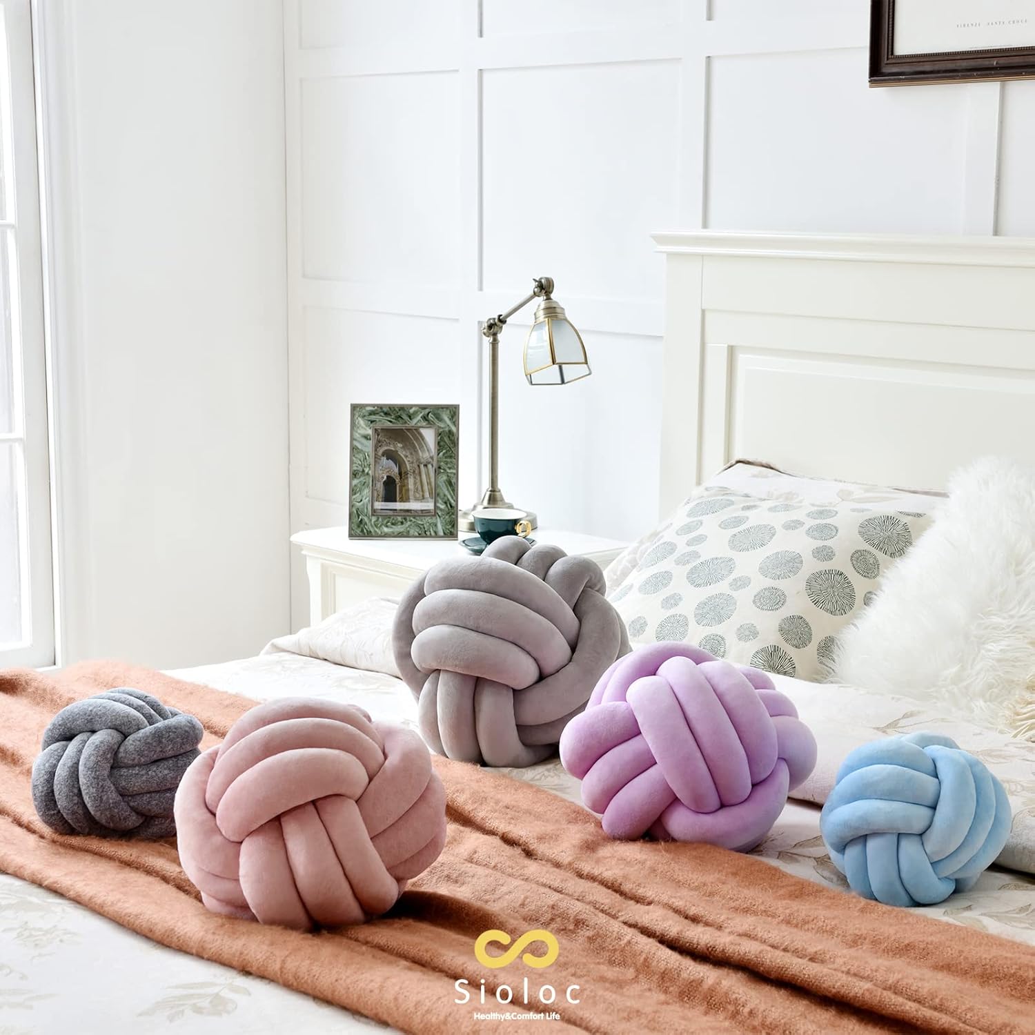 Sioloc – Almohadas de nudo suave, cojín redondo para decoración del hogar, almohada de bola anudada hecha a mano (13.7 pulgadas, color gris)