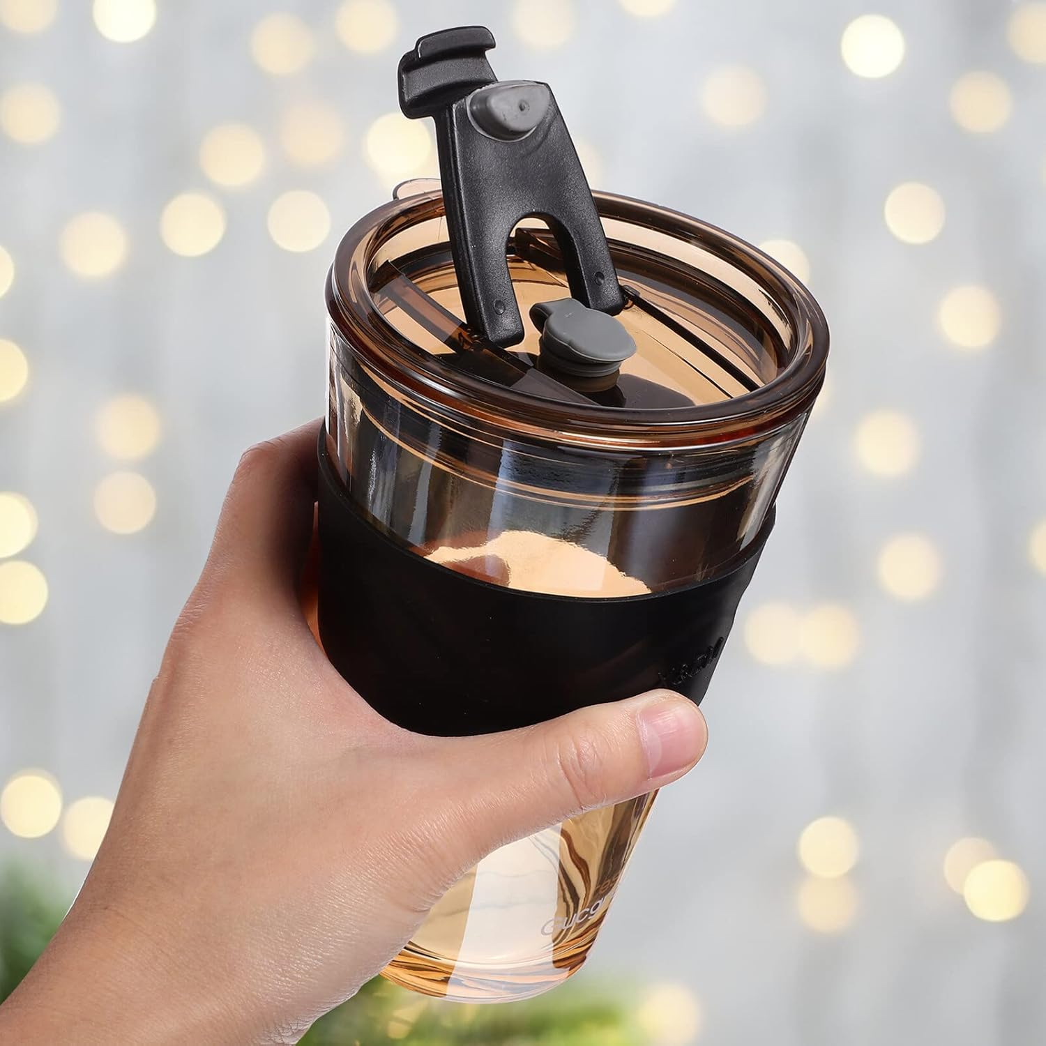 UPKOCH 2 vasos de vidrio con tapa y pajita, vaso de 16 onzas, vaso de vidrio grueso para pared con tapa sellada, tazas de café helado con funda de