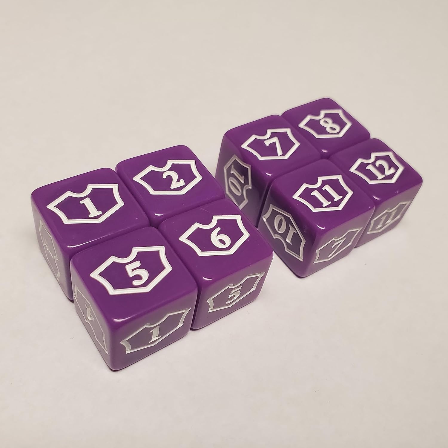 8 dados de lealtad púrpura Planeswalker 1-6 y 7-12 compatibles con Magic The GatheringCCG MTG