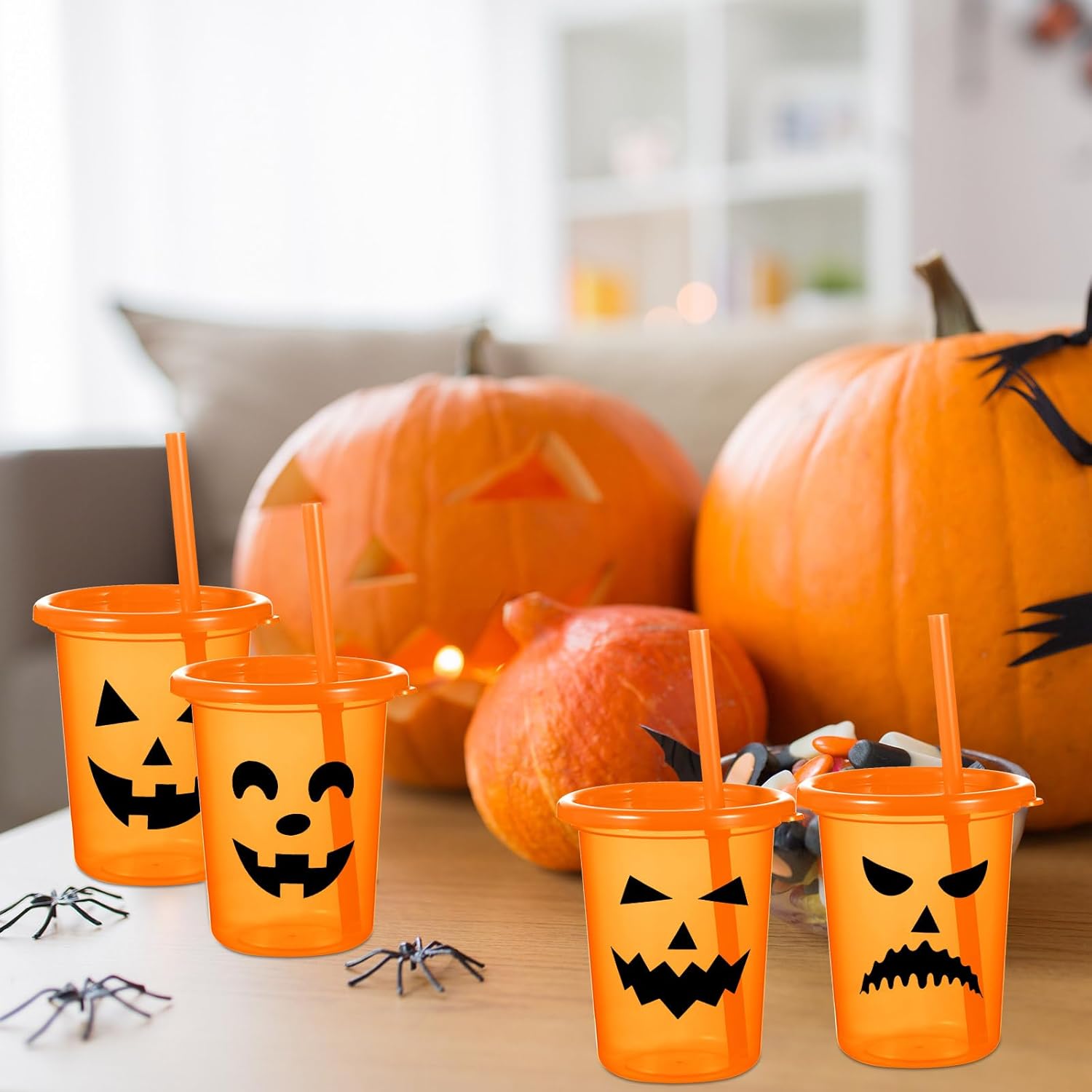 Nuanchu 12 vasos de plástico de Halloween para niños con tapas y pajillas, 10 onzas, reutilizables, con cara de calabaza, vasos para niños pequeños,