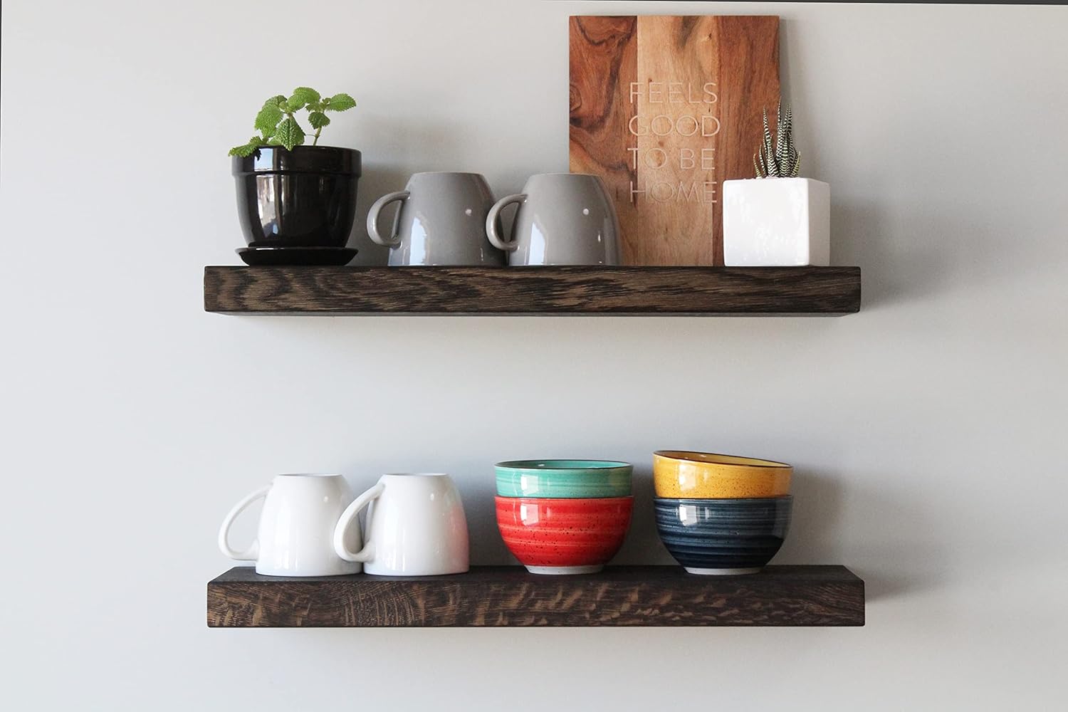 Urban Legacy Accent – Estantes flotantes  Madera dura de roble con acabado antorchado y soportes flotantes  Juego de 2 (36 x 7 x 2 pulgadas, roble