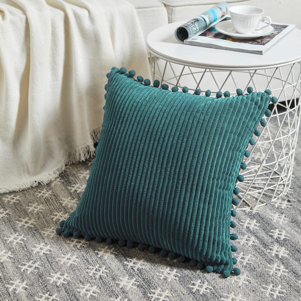 Fancy Homi Paquete de 2 fundas de almohada decorativas color verde azulado de 16 x 16 pulgadas con pompones para sala de estar, sofá y dormitorio,