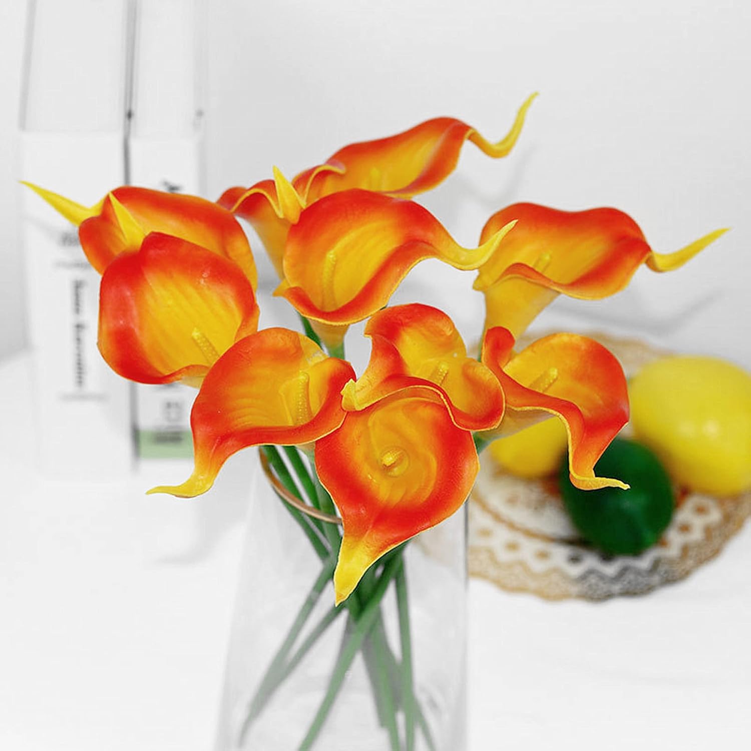 UKELER 20 flores artificiales a granel de color naranja y amarillo falsas para decoración del hogar, cocina, oficina, fiesta, boda, arreglo floral
