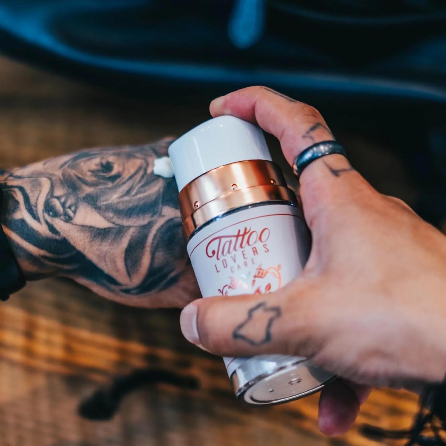 Tatoo Lovers Care – Crema hidratante para tatuajes que promueve la curación de la piel, revitaliza el enrojecimiento, hinchazón, costras, acelera la