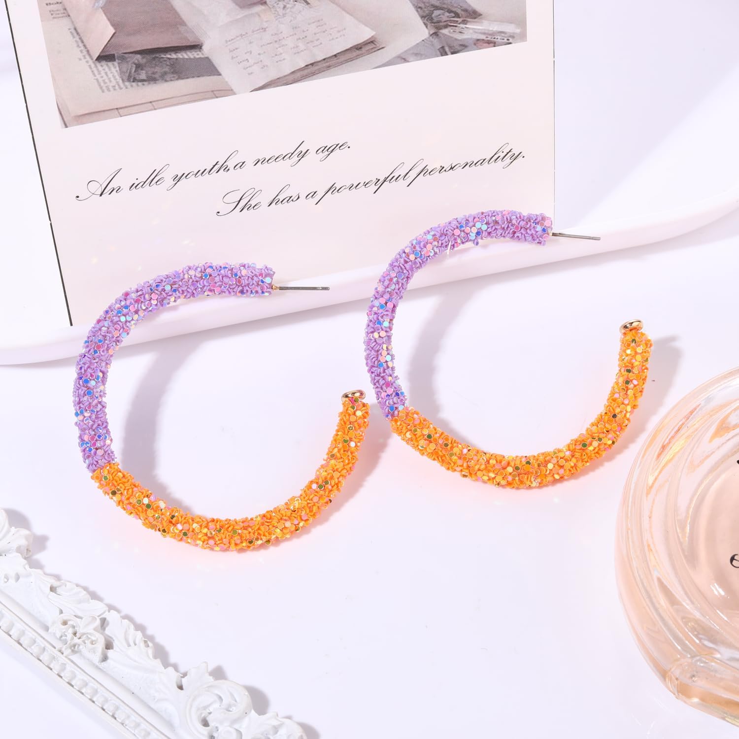 Aretes de aro con purpurina para el día del juego, aretes de aro brillantes de doble colores para el día del juego, regalo de joyería para fanáticos