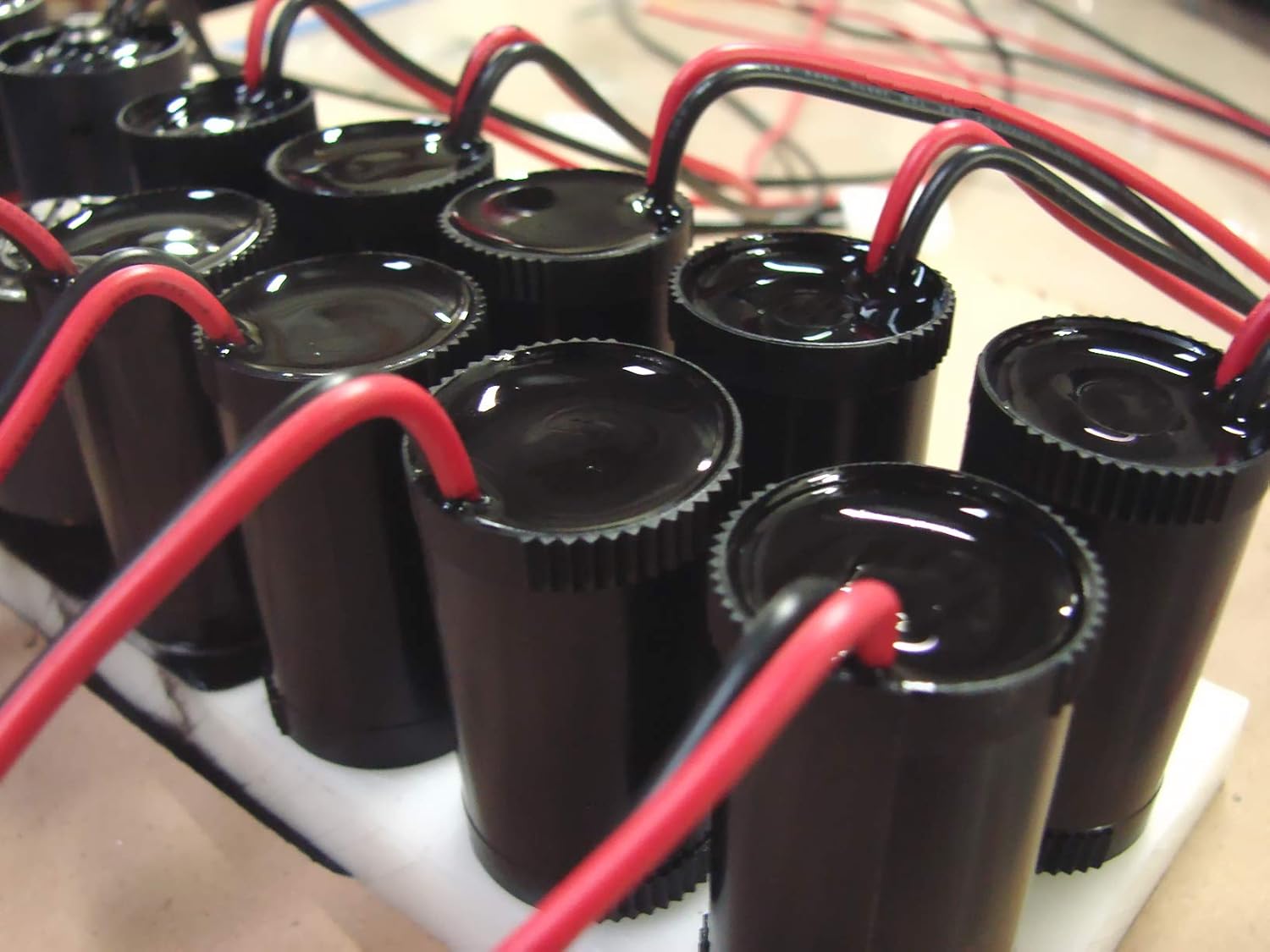 MAX MCR AB – Compuesto para macetas epoxi de grado electrónico, kit de 48 onzas líquidas, grado electrónico, sellado, impermeabilización, aislante,