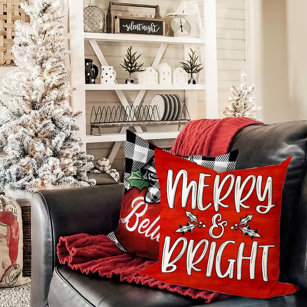 DFXSZ Juego de 4 fundas de almohada de Navidad de 18 x 18 pulgadas, diseño de búfalo blanco y negro con texto en inglés “Merry and Bright Christmas