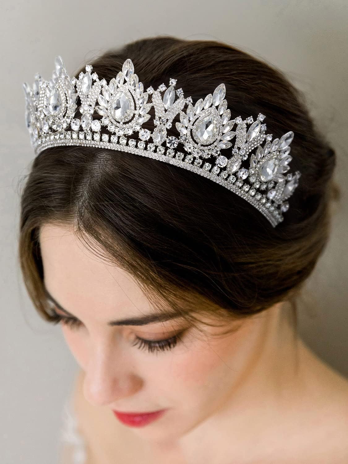 SWEETV Tiara barroca para mujer, tiara de boda para novia, accesorio para el cabello de fiesta de cumpleaños de Halloween, fiesta de cumpleaños