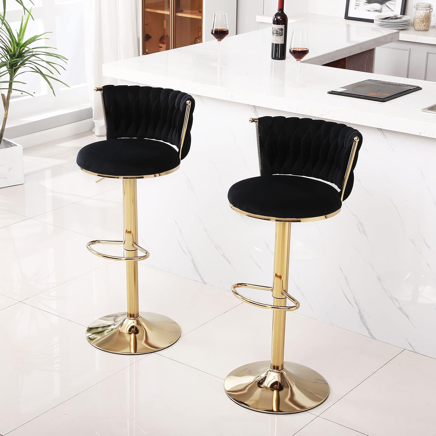 ODUWA Juego de 2 taburetes de bar de terciopelo giratorios de 360 con patas de metal dorado, silla moderna ajustable para comedor con respaldo y