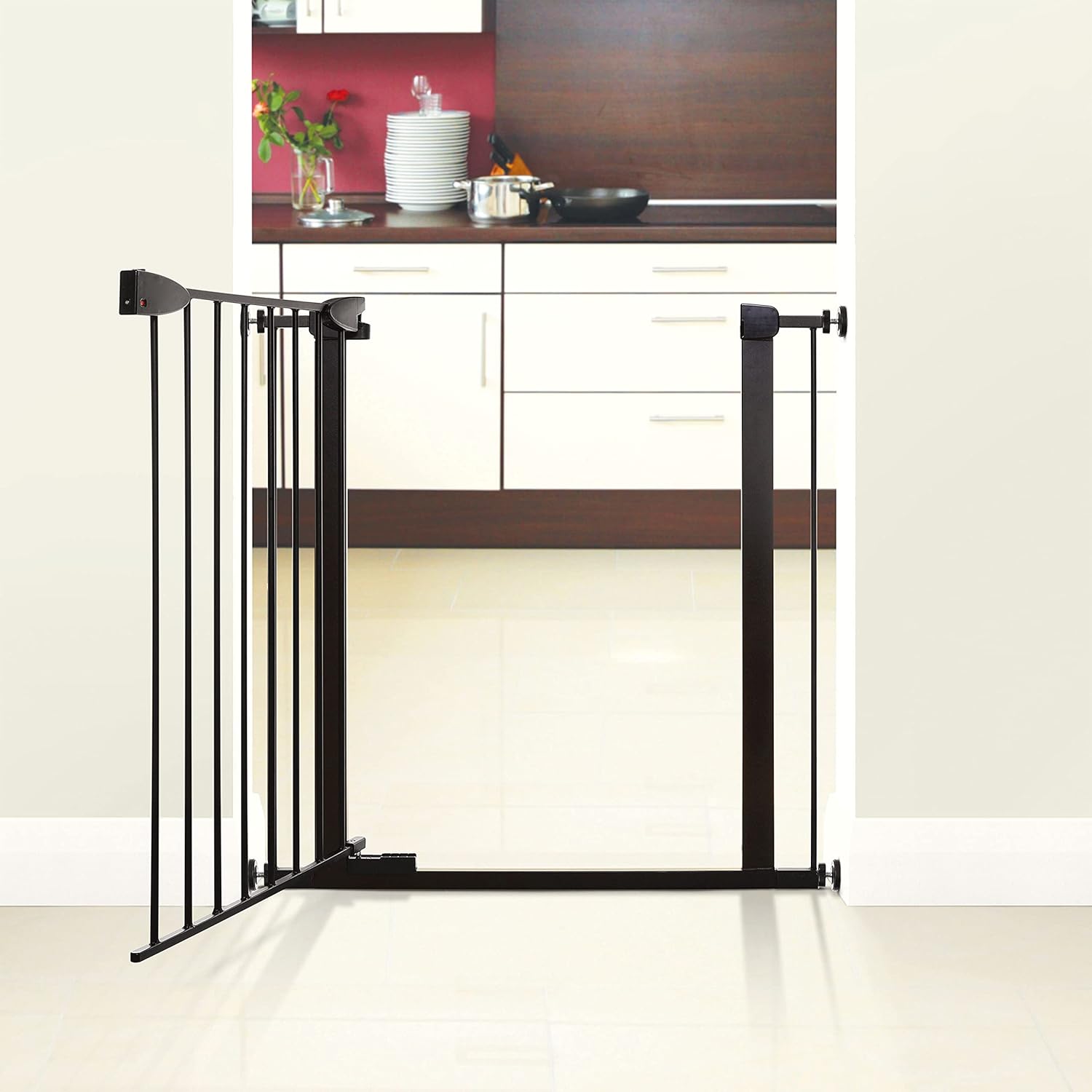 Dreambaby Boston – Puerta extra alta de cierre automático con indicador de comprobación Ezy – Negro