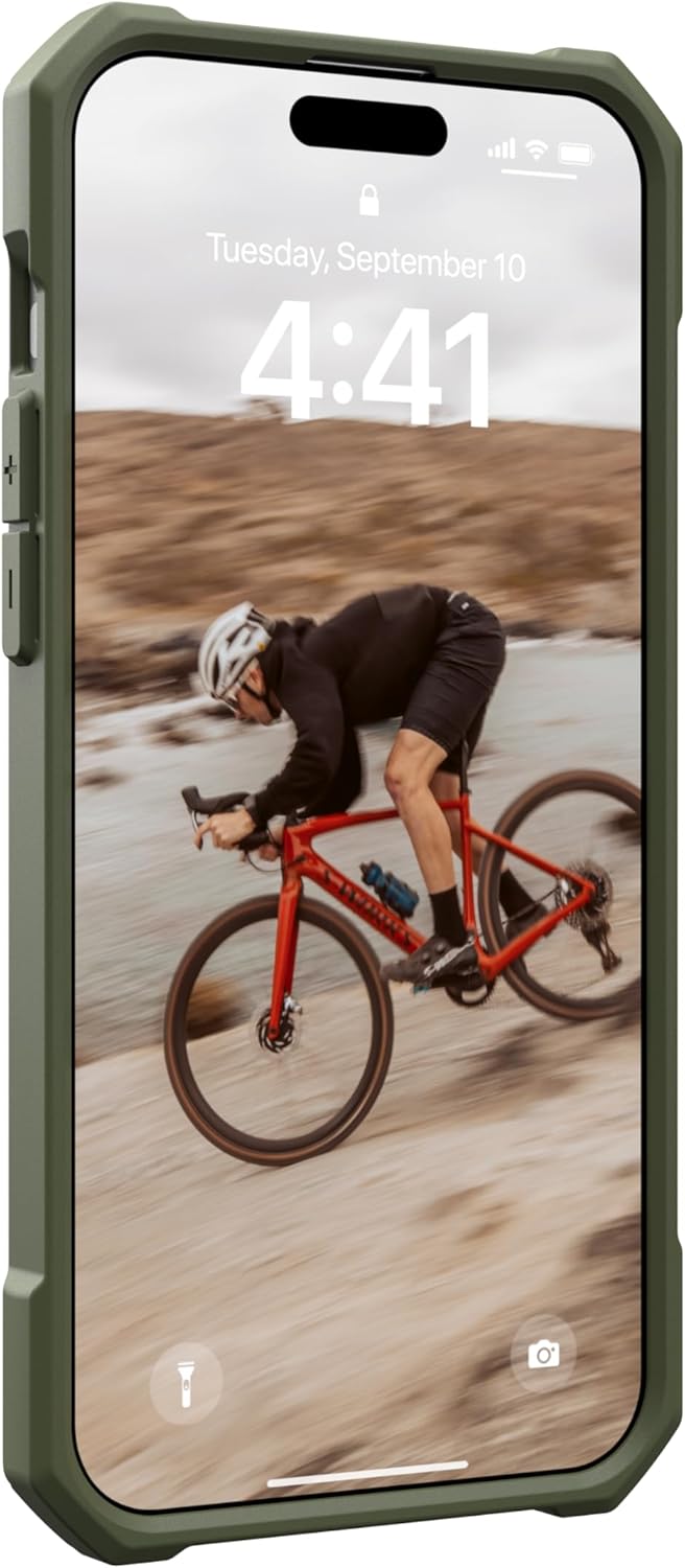 URBAN ARMOR GEAR UAG – Funda compatible con iPhone 15 Pro Max de 6.7 pulgadas, Essential Armor Olive Drab, imán integrado compatible con carga