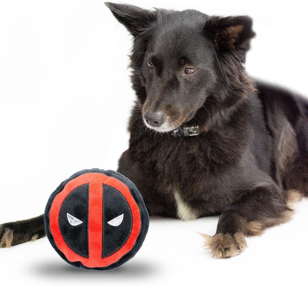 Buckle-Down Juguete para perros de peluche con logotipo de Deadpool rojo, negro y blanco, 8 “x 6”, DTPT-DPBO