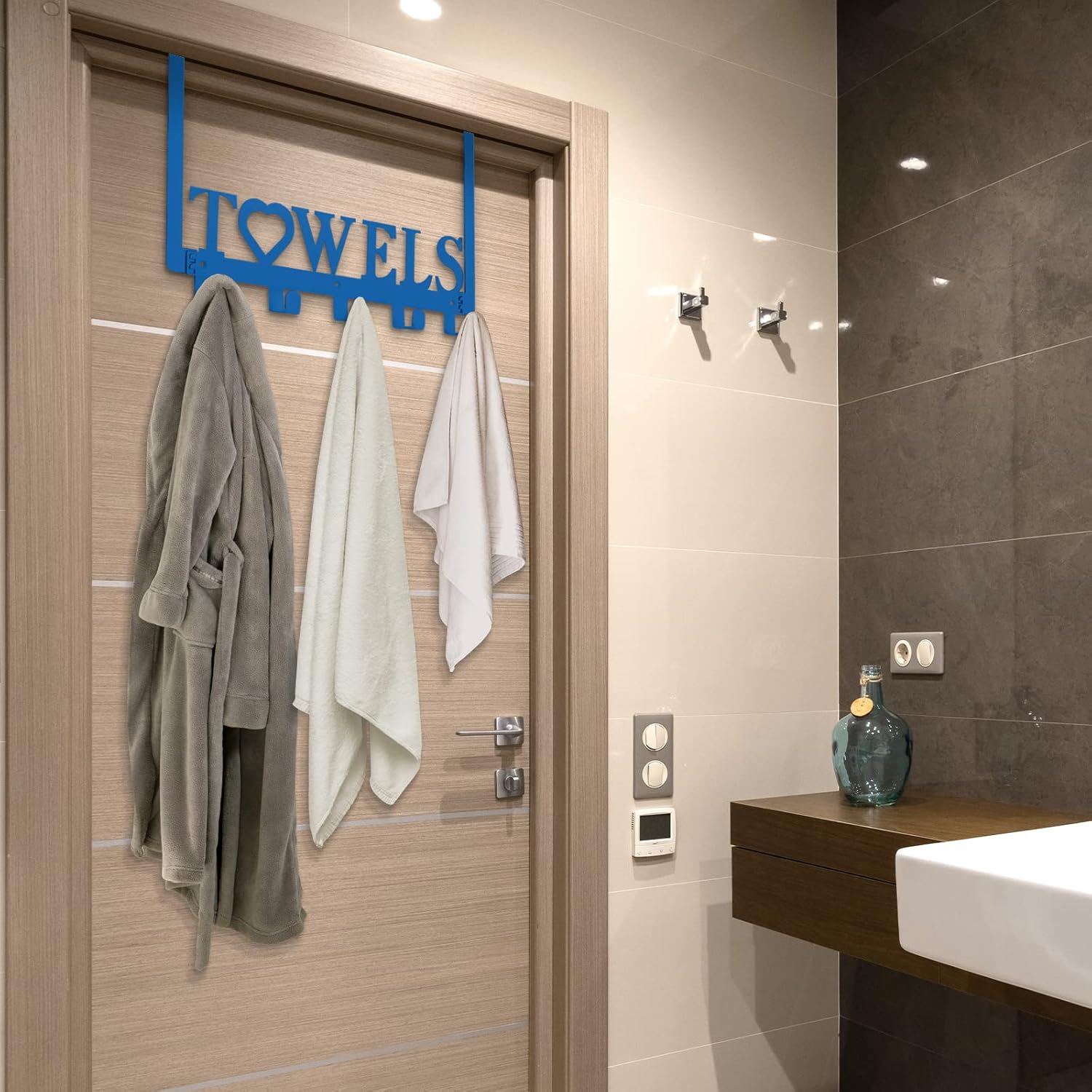 Ganchos para toallas sobre la puerta, toalleros de metal, soporte para toallas con letras de corazón para colgar toallas de baño, toallas de baño,