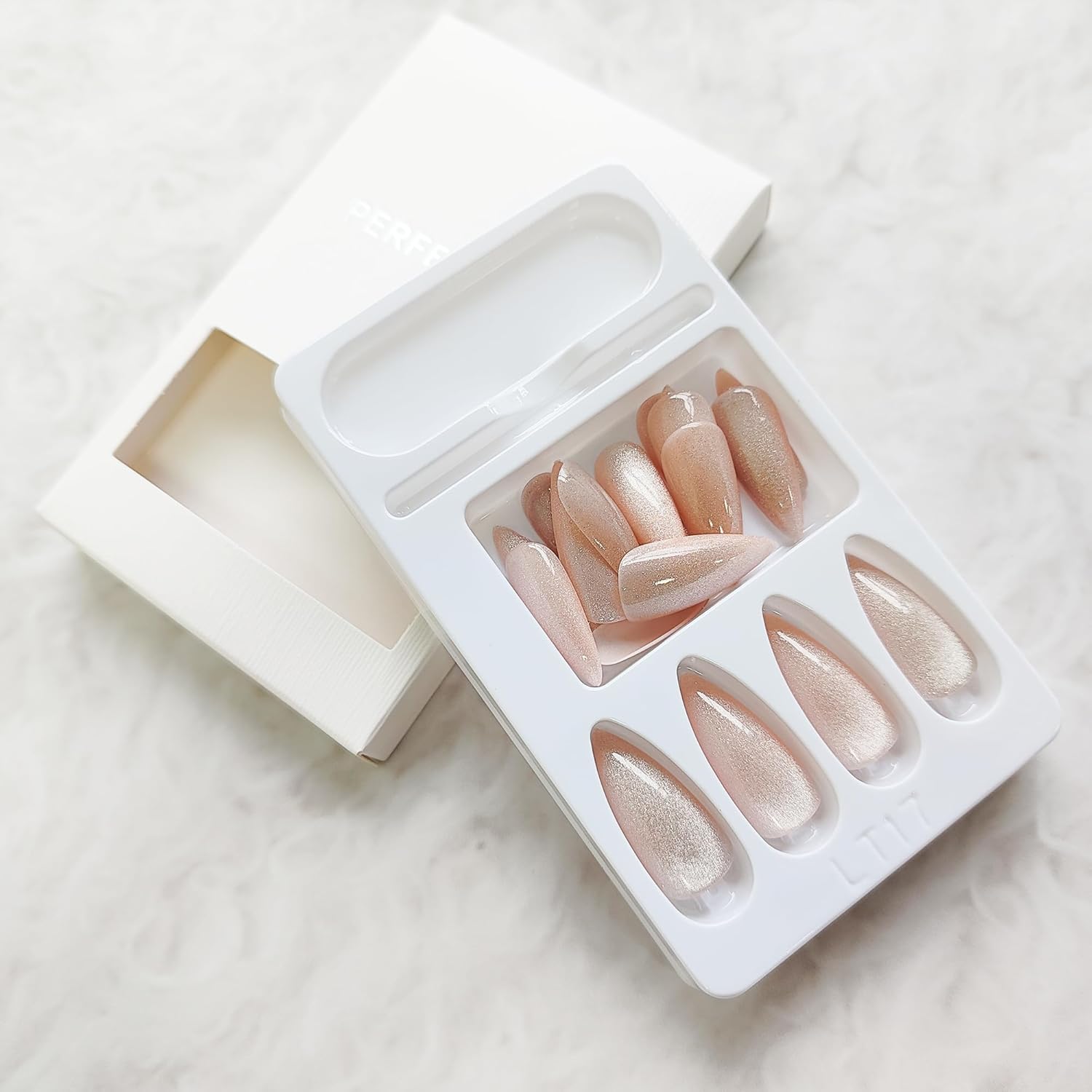 KKUUOO Uñas postizas hechas a mano, uñas postizas de ojo de gato, uñas postizas con diseños de purpurina, uñas acrílicas blancas, cobertura