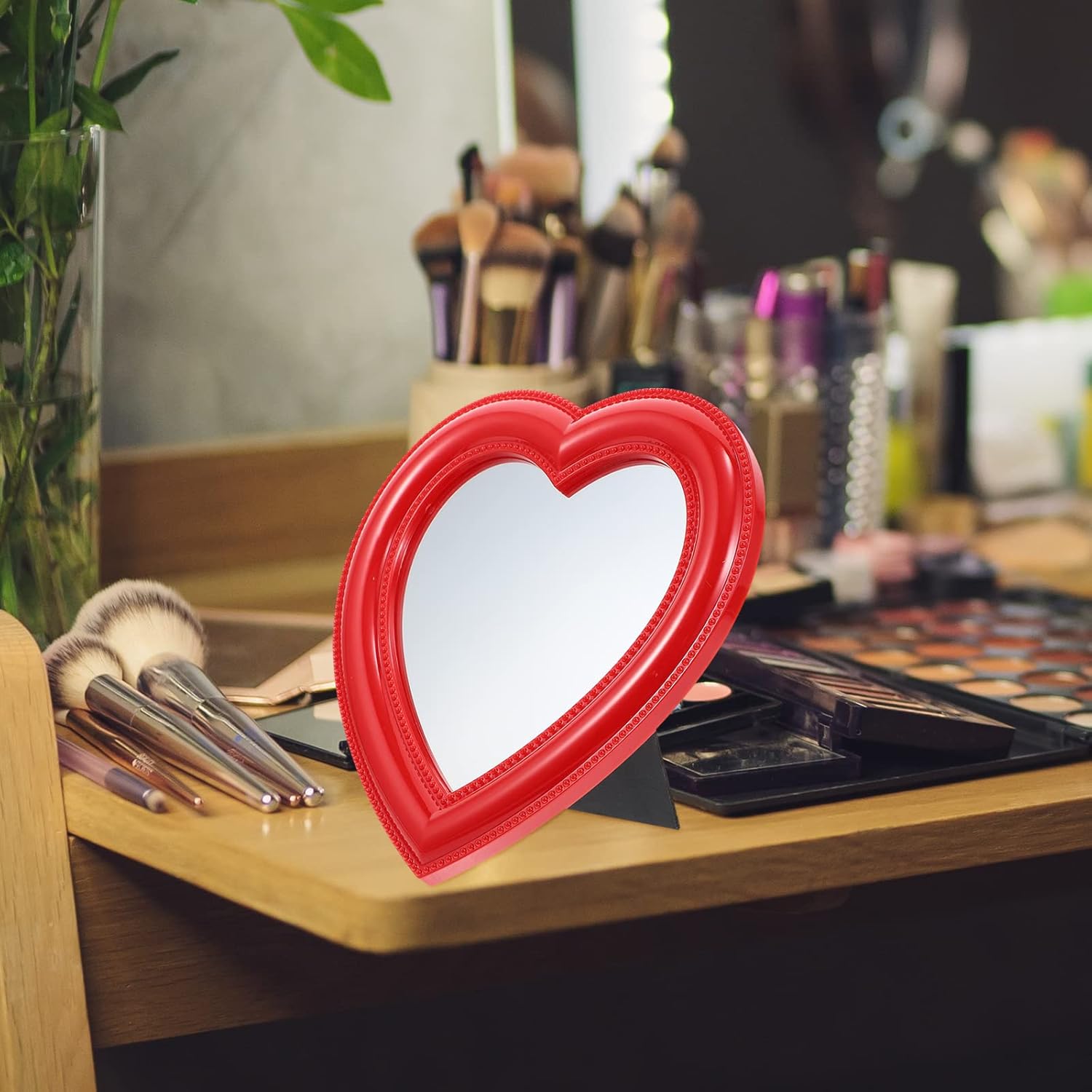 Beaupretty Espejo de maquillaje de corazón, 1 unidad, espejo de maquillaje de amor, espejo decorativo de corazón para niña, espejo colgante de