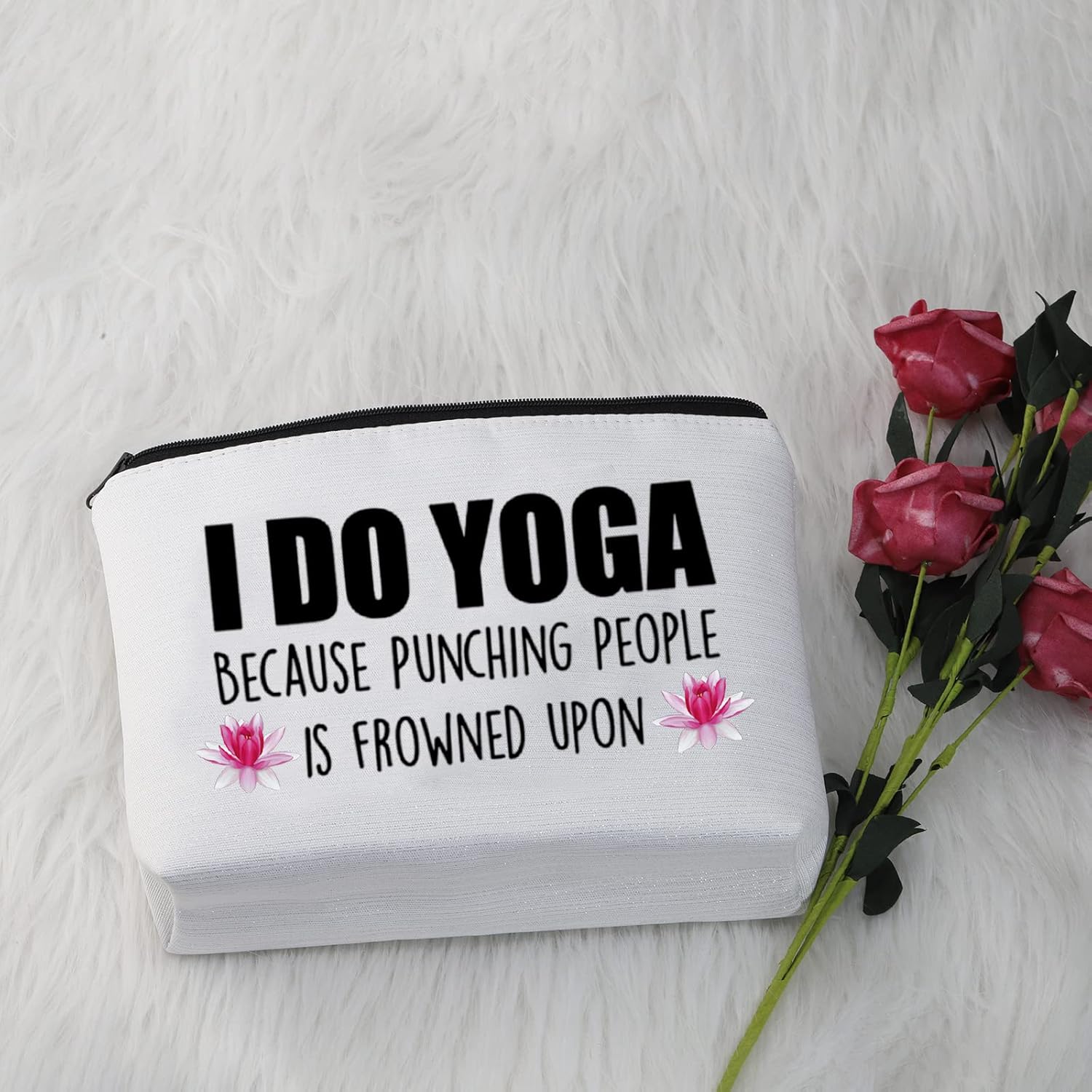 Regalo de yoga, regalo para amantes del yoga, bolsa de maquillaje para instructor de yoga, bolsa de maquillaje I Do Yoga Because Punch People Is