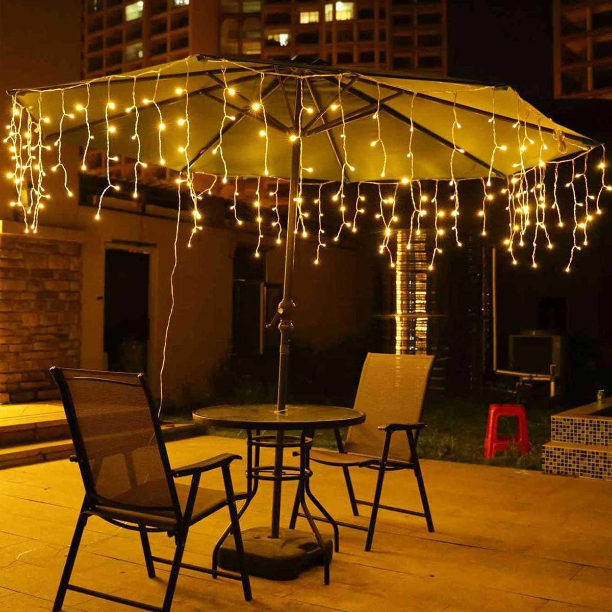 Toodour Guirnalda de 432 luces LED de 35.4 pies con 72 gotas, luces de hadas parpadeantes para Navidad, fiestas, vacaciones, color blanco cálido