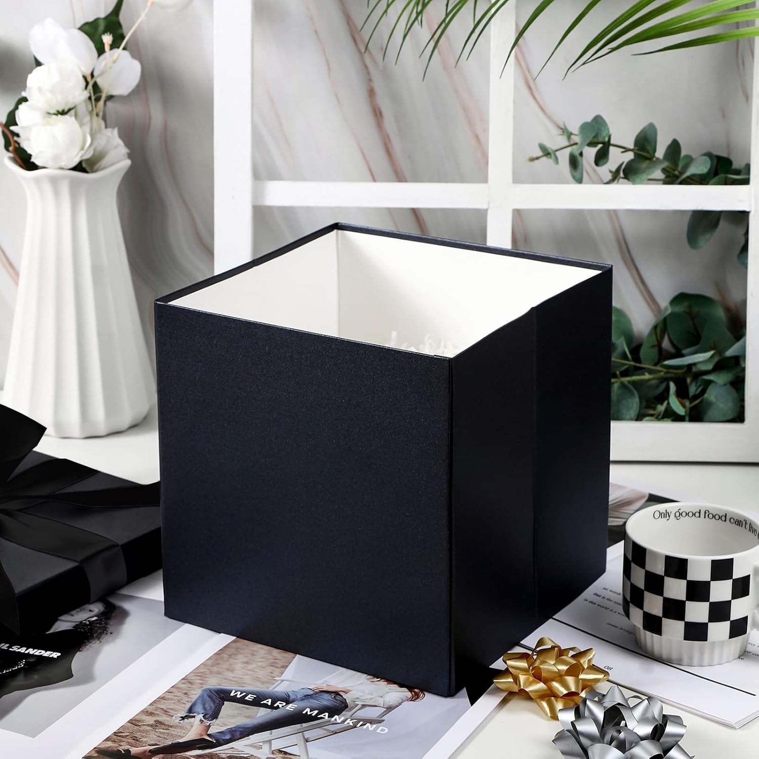 RUSPEPA Caja de regalo de cumpleaños mediana con tapas, cinta y papel de seda, caja de regalo plegable, 1 unidad, 9 x 9 x 9 pulgadas, color negro