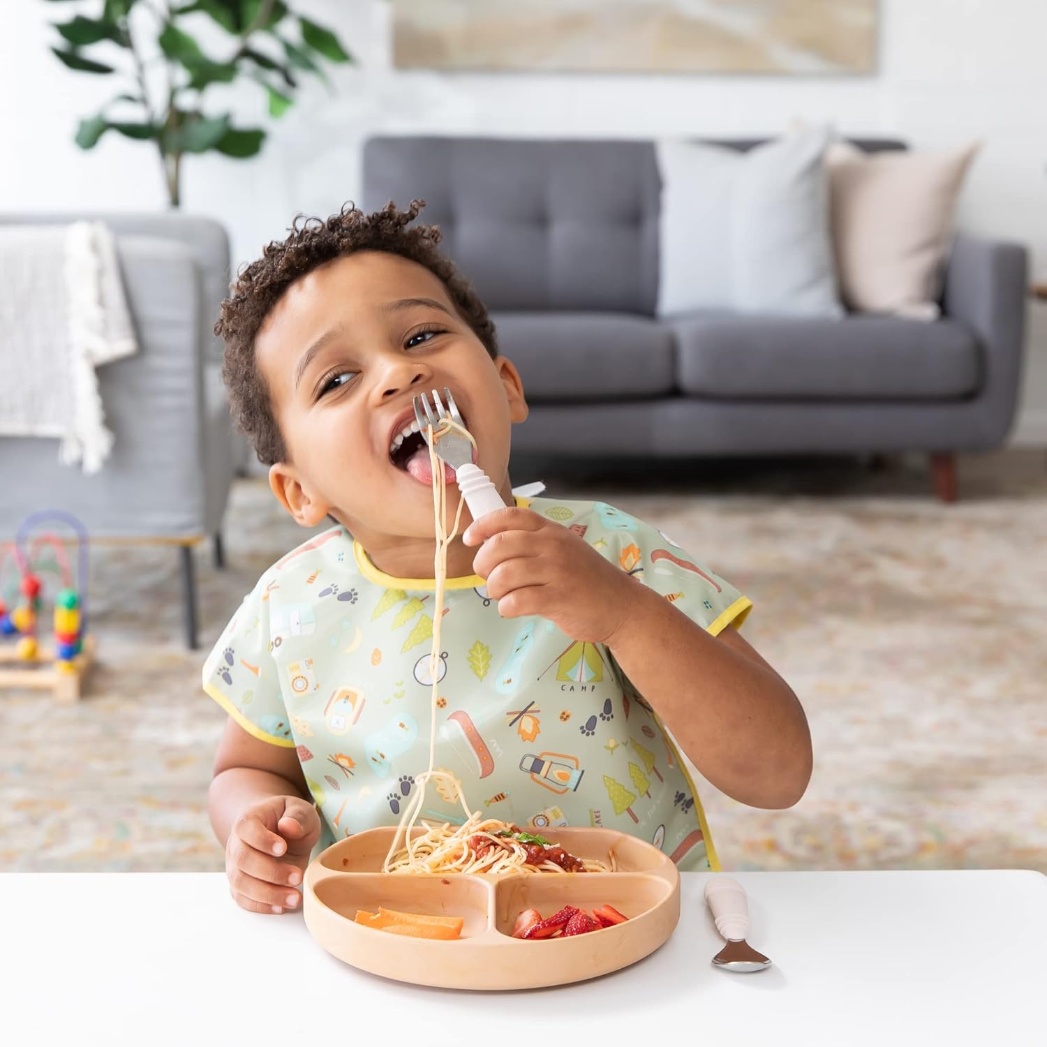 Bumkins Baberos para bebés y niños pequeños, baberos para niñas y niños, grandes para 1-3 años, babero impermeable de manga corta para niños
