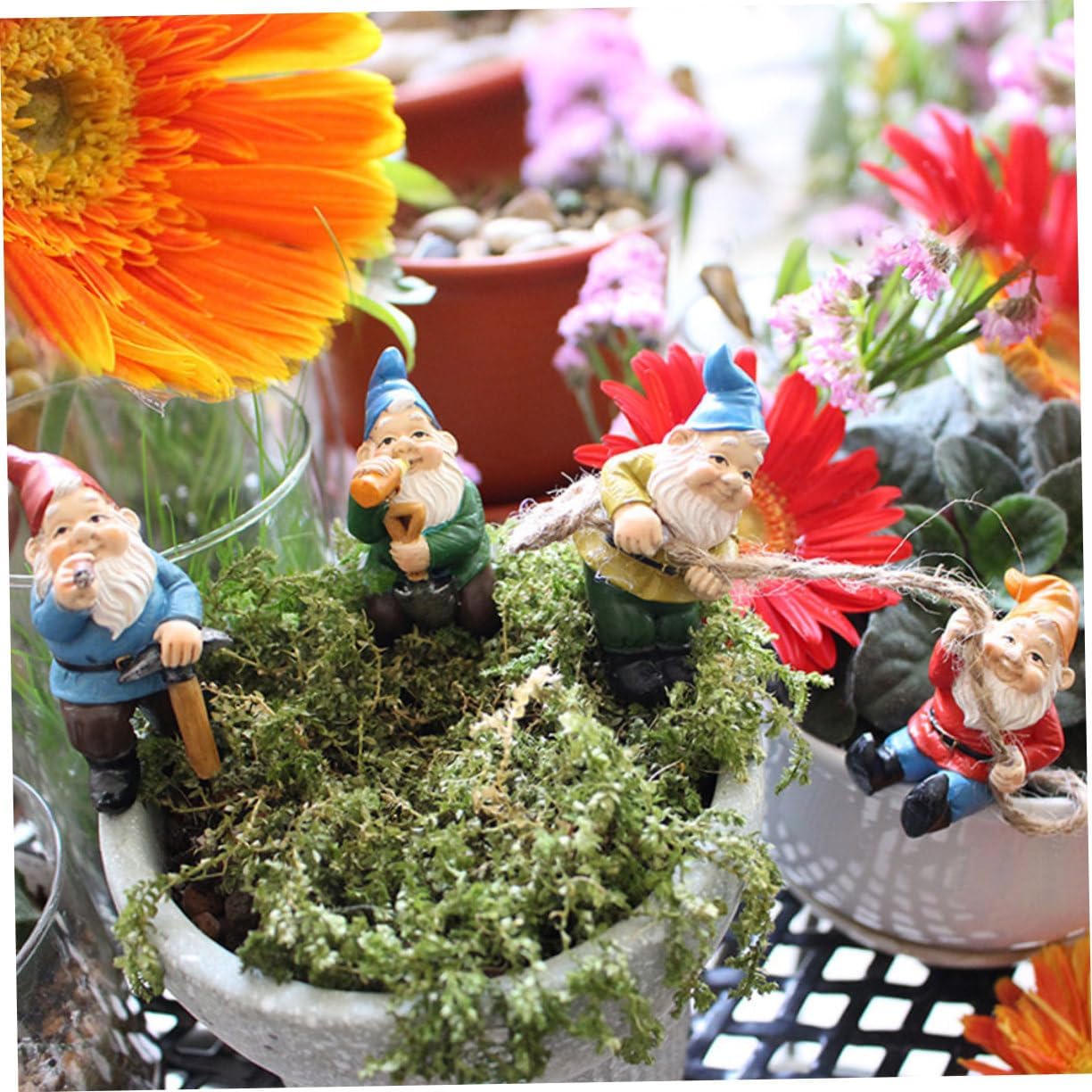 4 piezas de arreglo floral enano, estatua de jardín de gnomos pequeños, decoraciones para patio, mini figurita enana, mini macetas para