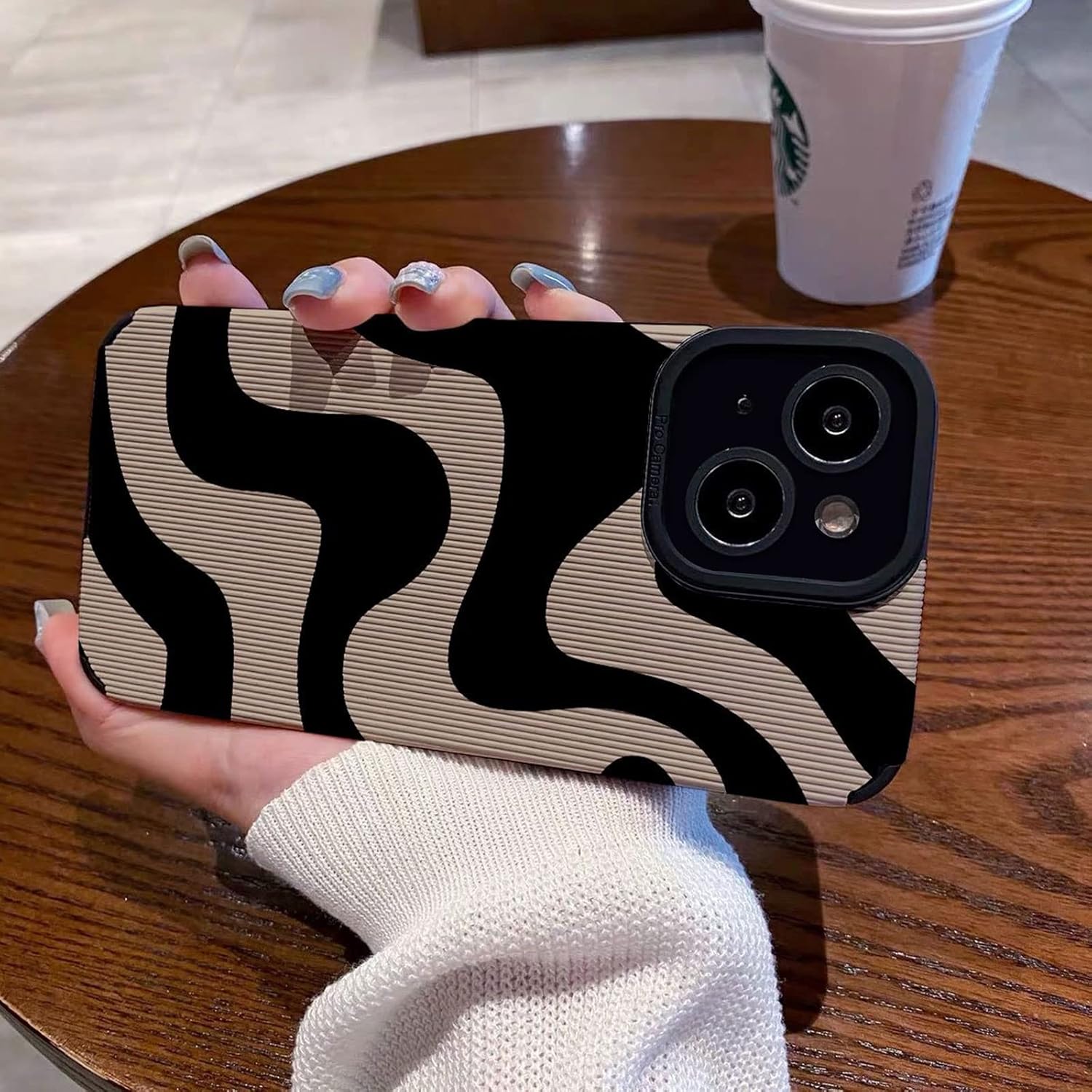 Funda compatible con iPhone 14, diseño de rayas de cebra para mujeres y niñas, elegante funda protectora de silicona suave para iPhone 14, color