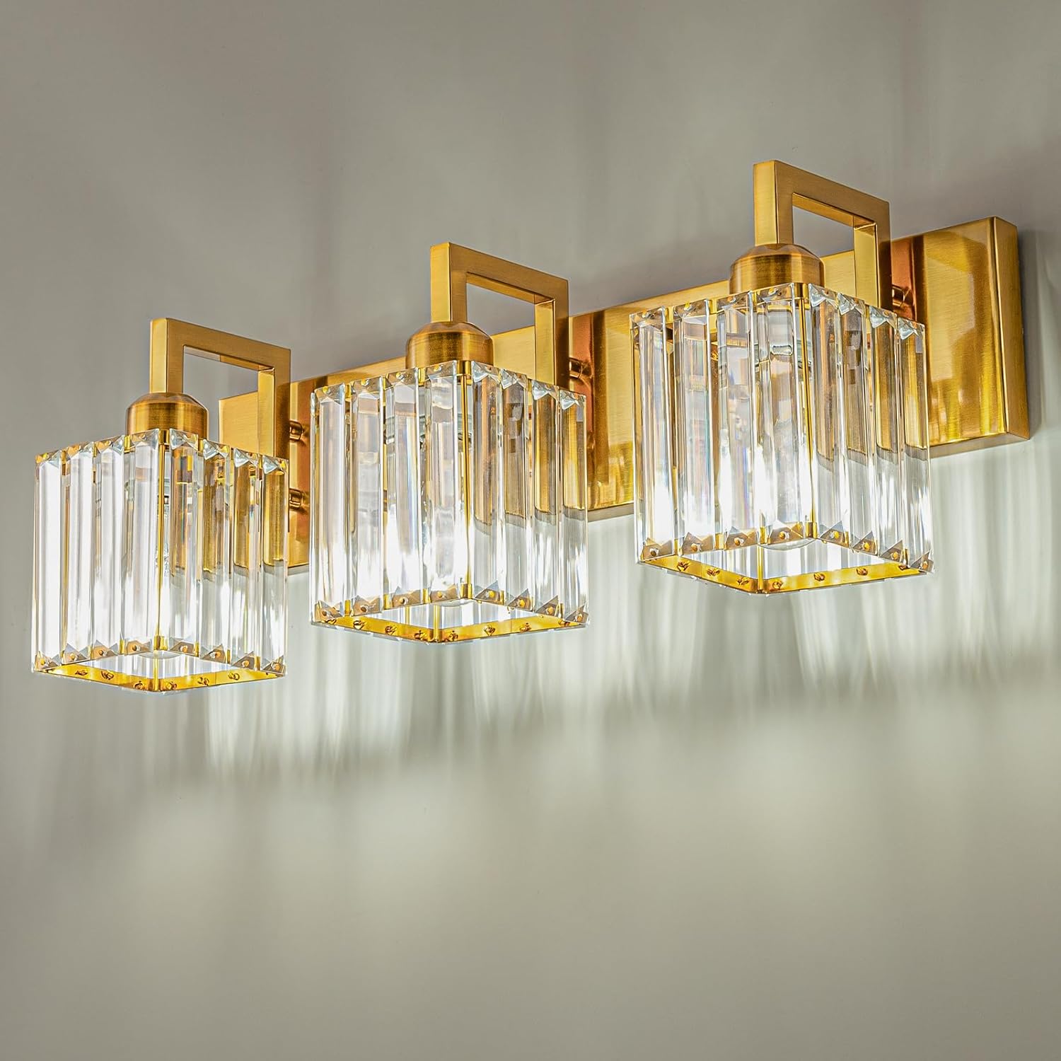 Moderna lámpara de cristal para tocador de baño, 3 luces, acabado de latón cepillado dorado, lámpara de pared moderna de cristal para baño,