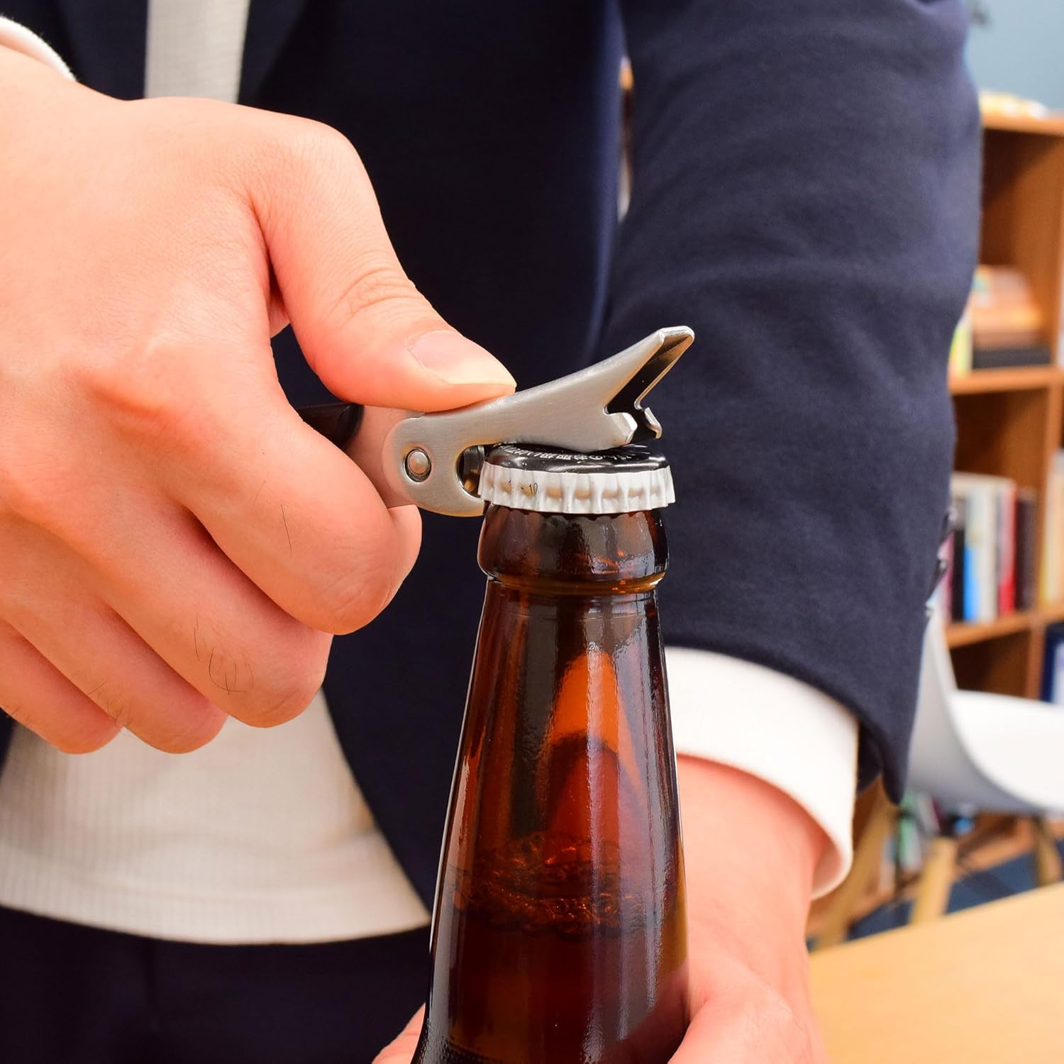 Seki Japan CRESCENT – Cuchillo profesional de camarero con sacacorchos, botellas de vino sumiller y abridor de cerveza, cuerpo de acero inoxidable,