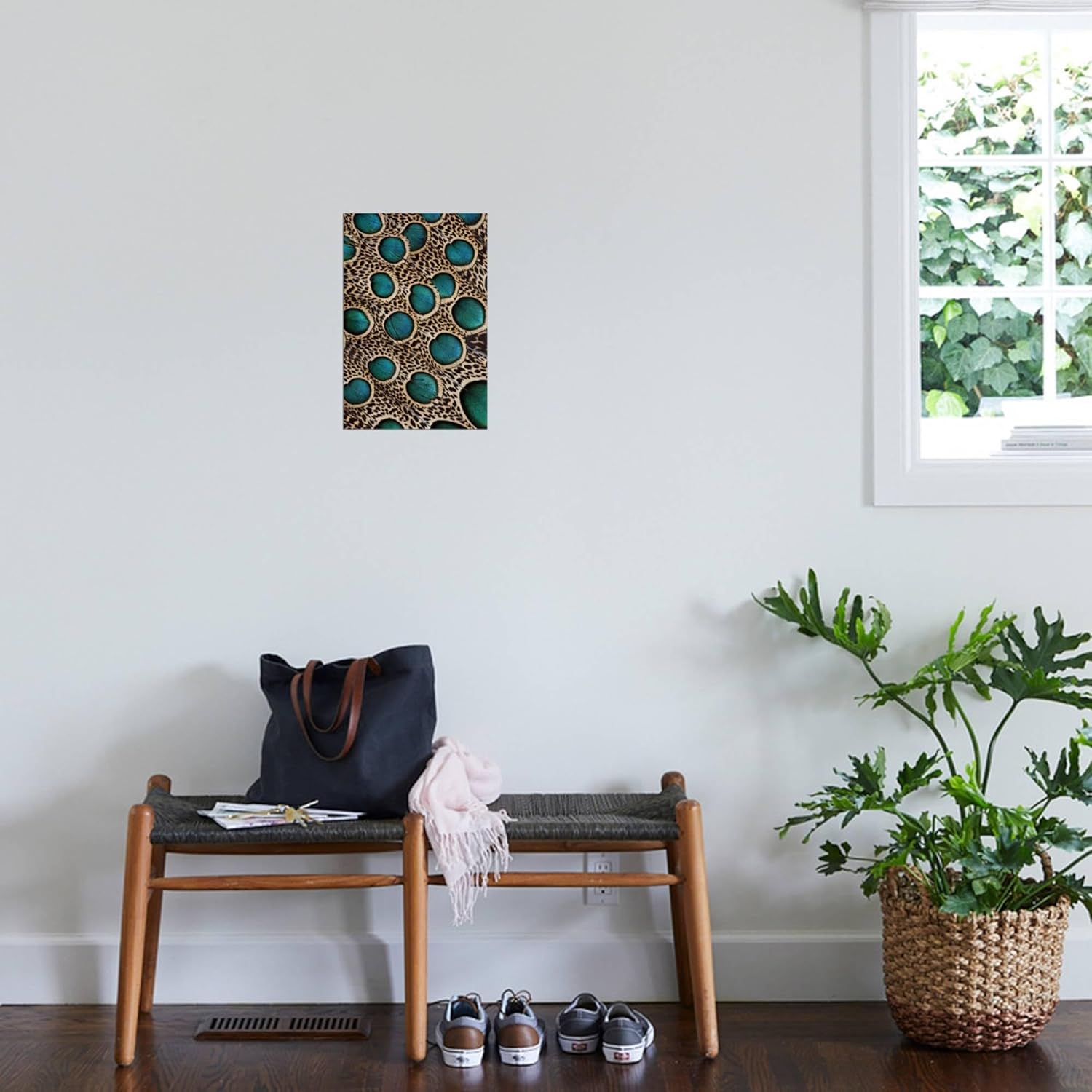 Darrell Gulin – Lienzo decorativo para pared, diseño de plumas de pavo real malayo con círculos azules, 12 x 18 pulgadas