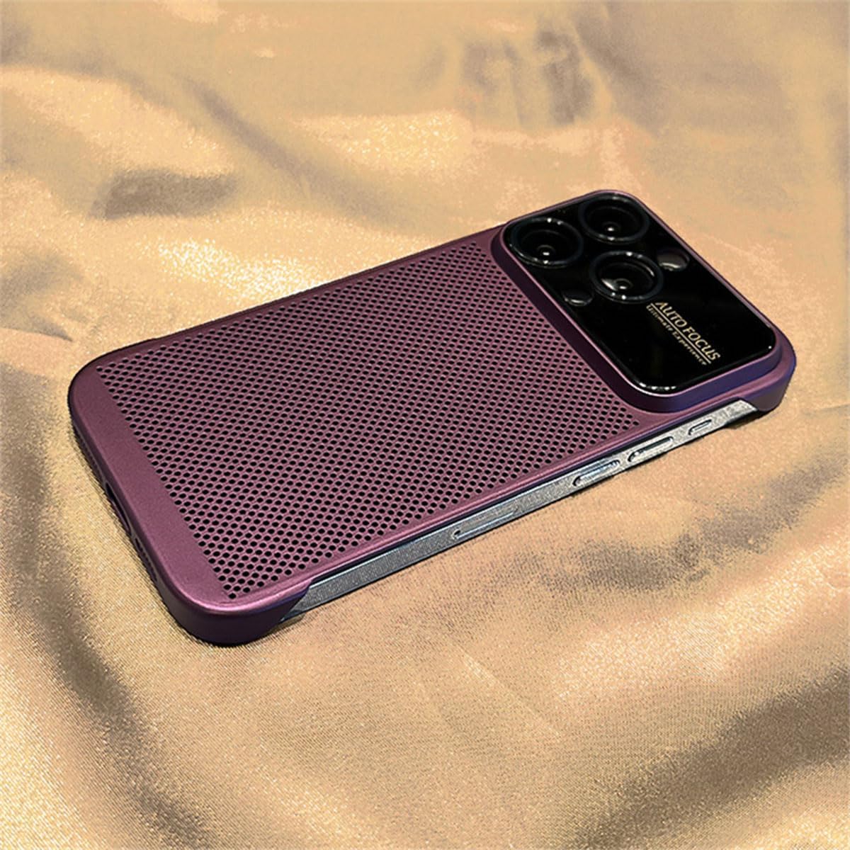 Funda para teléfono con disipación de calor galvanizado con 4000 orificios de enfriamiento, sin bordes de gran ventana para iPhone 141312 ProMax