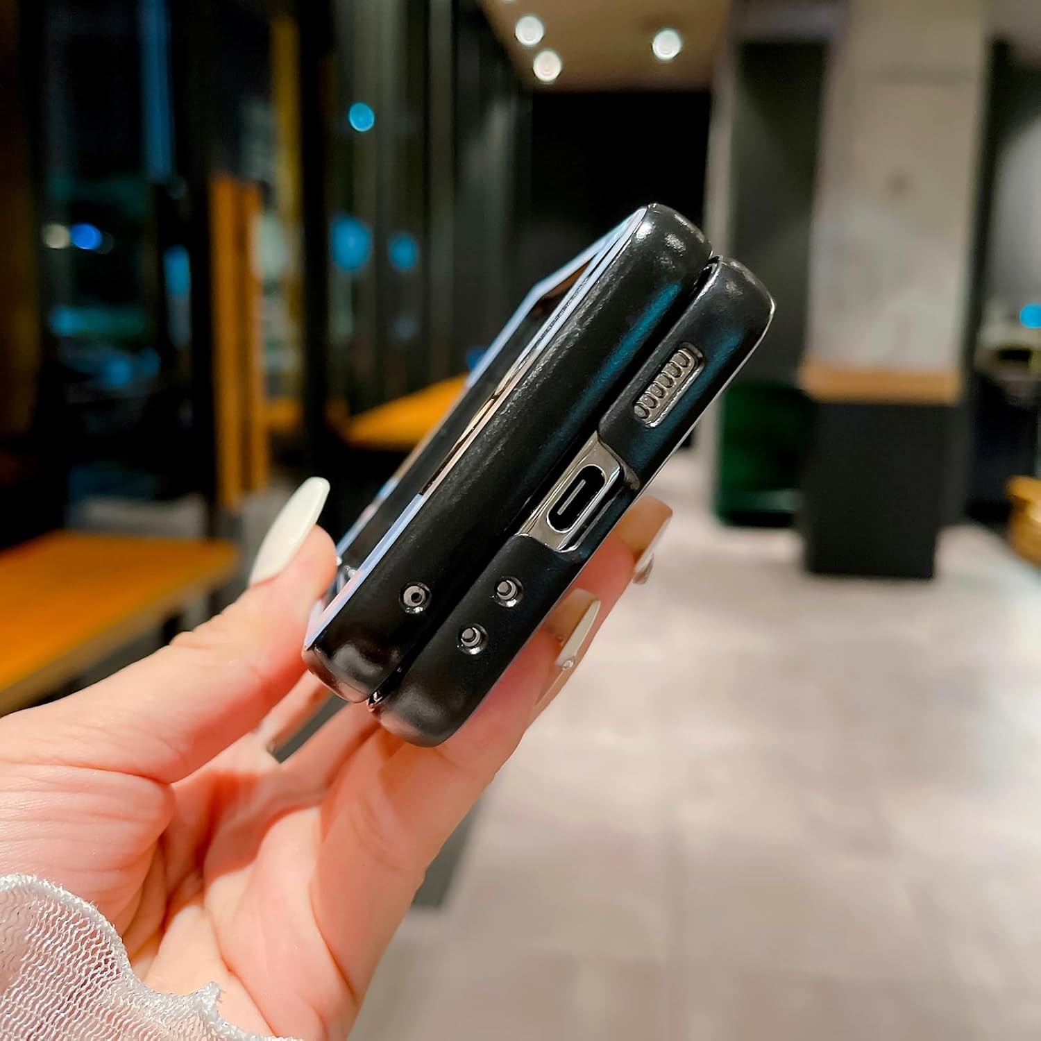 Omio – Funda diseñada para Samsung Galaxy Z Flip 5 con soporte, bonito diseño de mariposa 3D con purpurina brillante, diseño de mariposa 3D, TPU