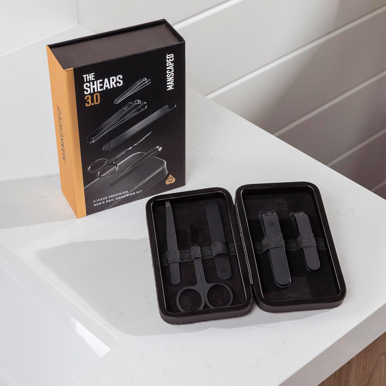 MANSCAPED Shears 3.0, kit de viaje de precisión de 5 piezas para hombre, juego de manicura de acero inoxidable con cortaúñas y uñas de los pies,
