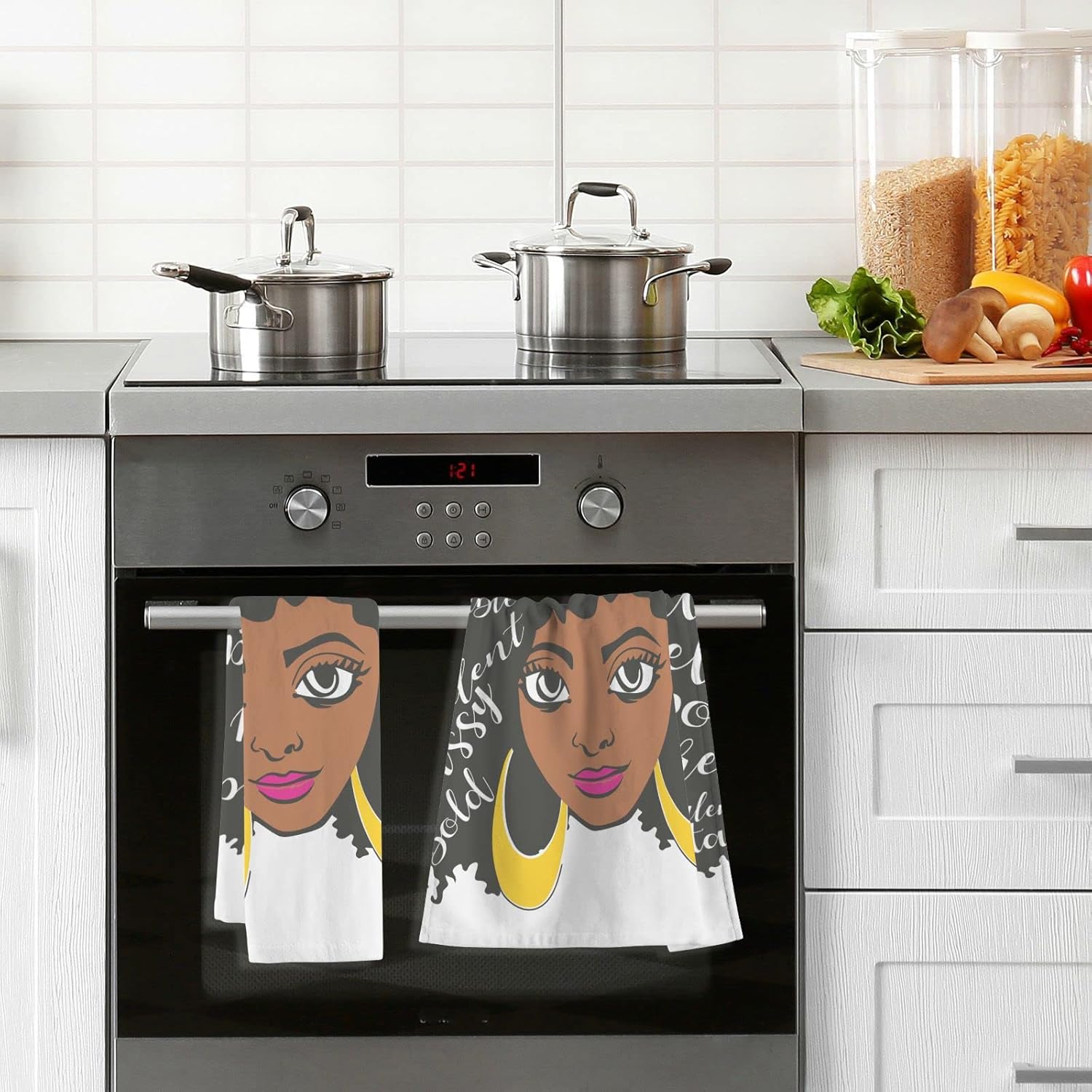ALAZA Afro Girl – Toallas de mano afroamericanas para baño, 10% algodón, 2 toallas faciales de 16 x 28 pulgadas, absorbentes, suaves y agradables al