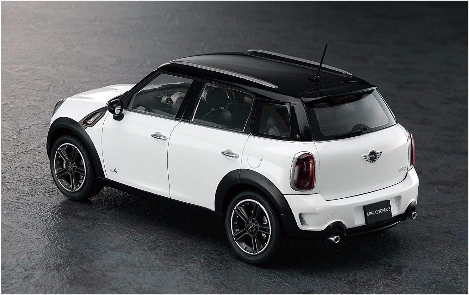 Hasegawa HMCD21 – Kit de modelo modelo de BMW Mini Cooper Countryman a escala 124