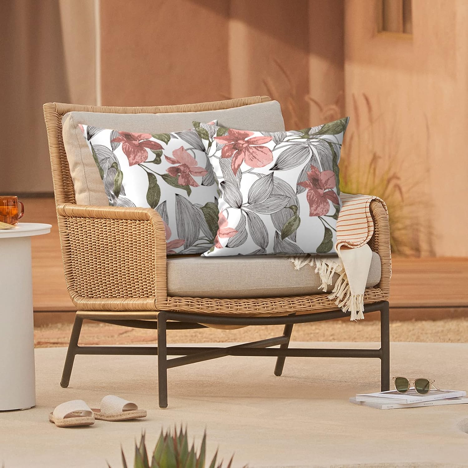 TWLEAR Almohadas de exterior para muebles de patio de 18 x 18 pulgadas, almohadas cuadradas para exteriores con insertos, almohadas decorativas para