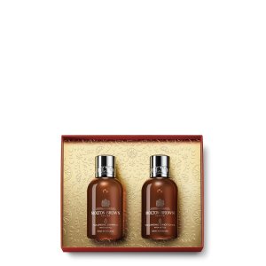 Molton Brown Set de regalo voluminizador con ortiga para el cuidado del cabello Molton Brown Set de regalo voluminizador con ortiga para el cuidado del cabello