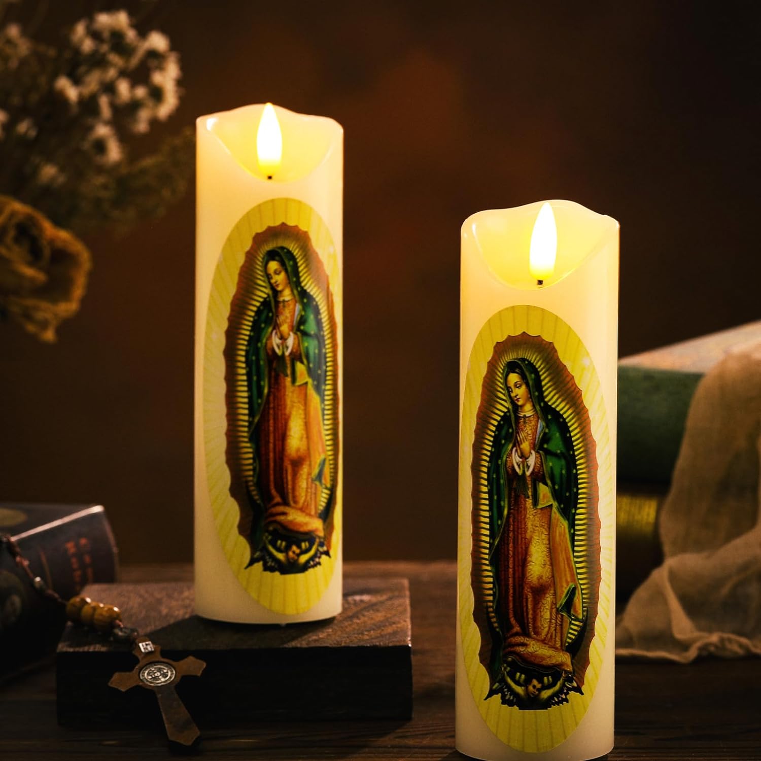 Juego de 2 velas LED de oración sin llama de Nuestra Señora de Guadalupe de cera real, velas religiosas de devoción, decoración religiosa, regalo
