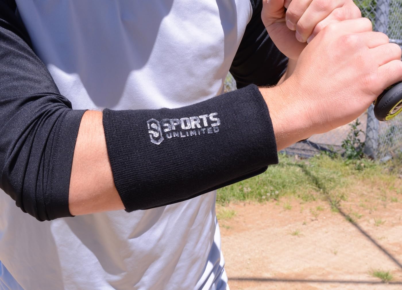 Sports Unlimited Entrenador de muñeca triple para adultos, fútbol, béisbol, todos los deportes