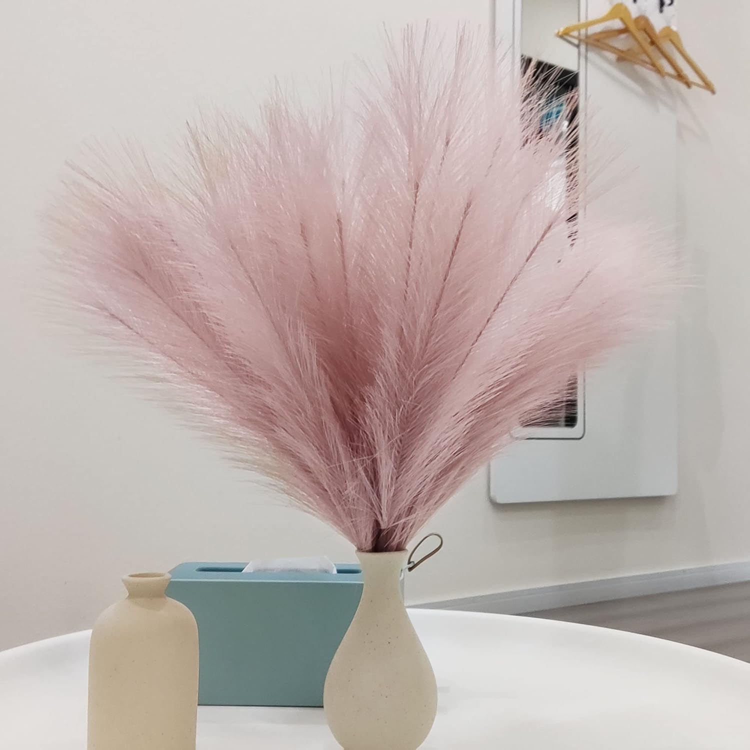 Arreglo de césped sintético de las pampas de 18 pulgadas, tallos de césped pomposo artificiales esponjosos para decoración bohemia chic del hogar y