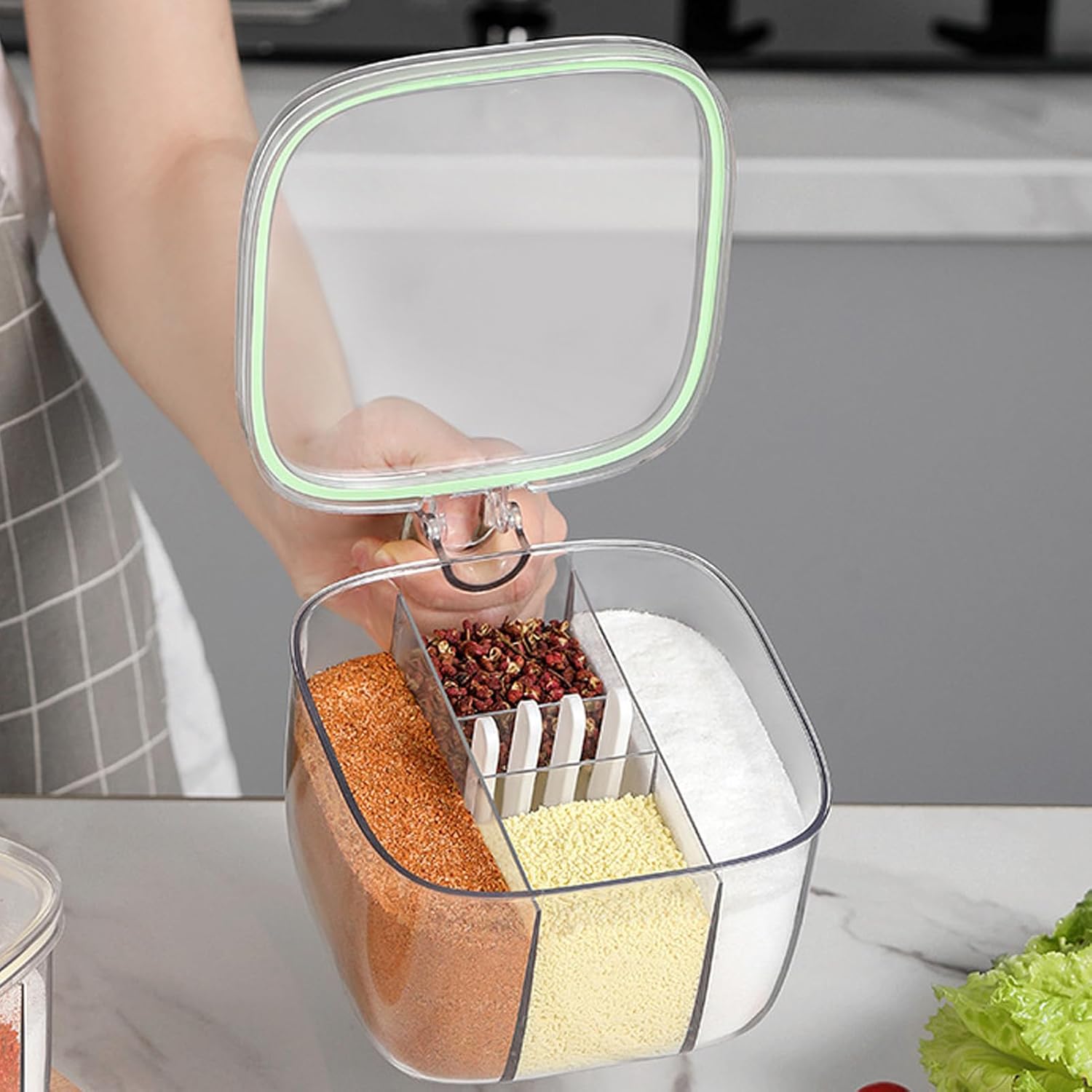 TOPINCN Caja de condimentos de 4 compartimentos con 4 cucharas de servir y tapa, caja de condimentos transparente para ventana, caja de