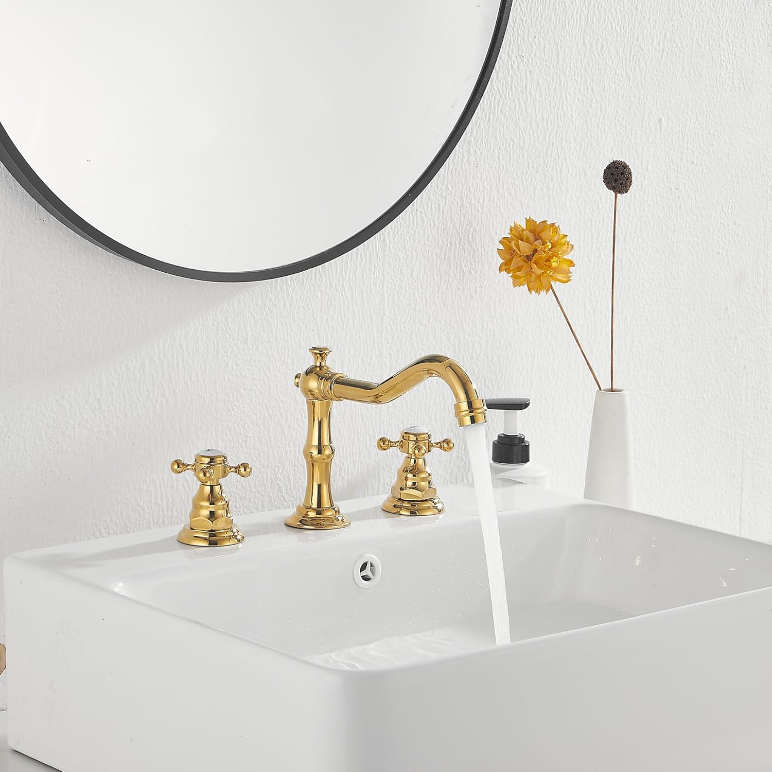 GGStudy Grifo de lavabo de baño con 2 asas, 3 agujeros, grifo de lavabo de oro pulido, manguera de suministro incluida de metal a juego con drenaje