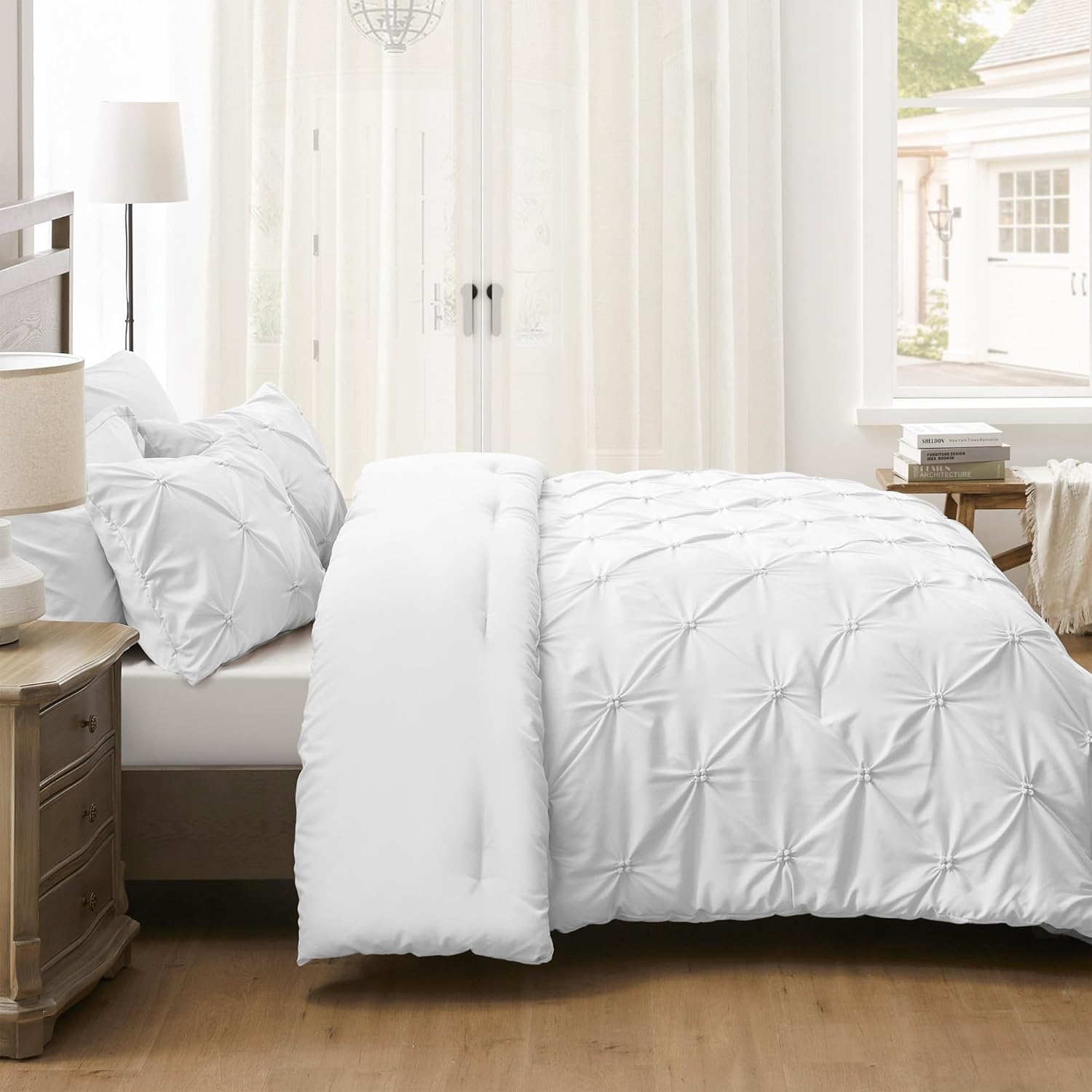 Juego de edredón tamaño King color blanco, juego de ropa de cama alternativo suave y esponjoso para todas las estaciones, juego de cama plisado de 3