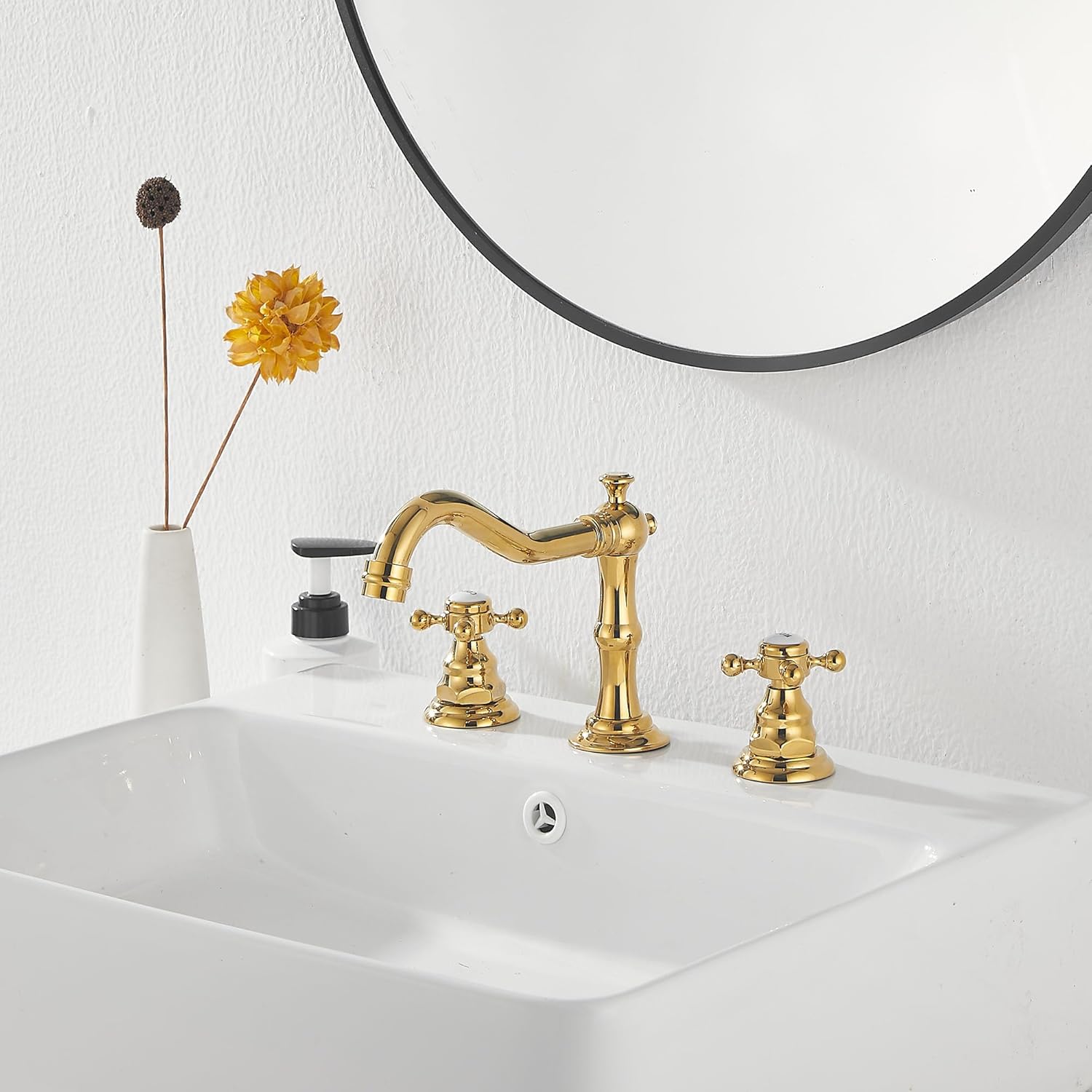 GGStudy Grifo de lavabo de baño con 2 asas, 3 agujeros, grifo de lavabo de oro pulido, manguera de suministro incluida de metal a juego con drenaje